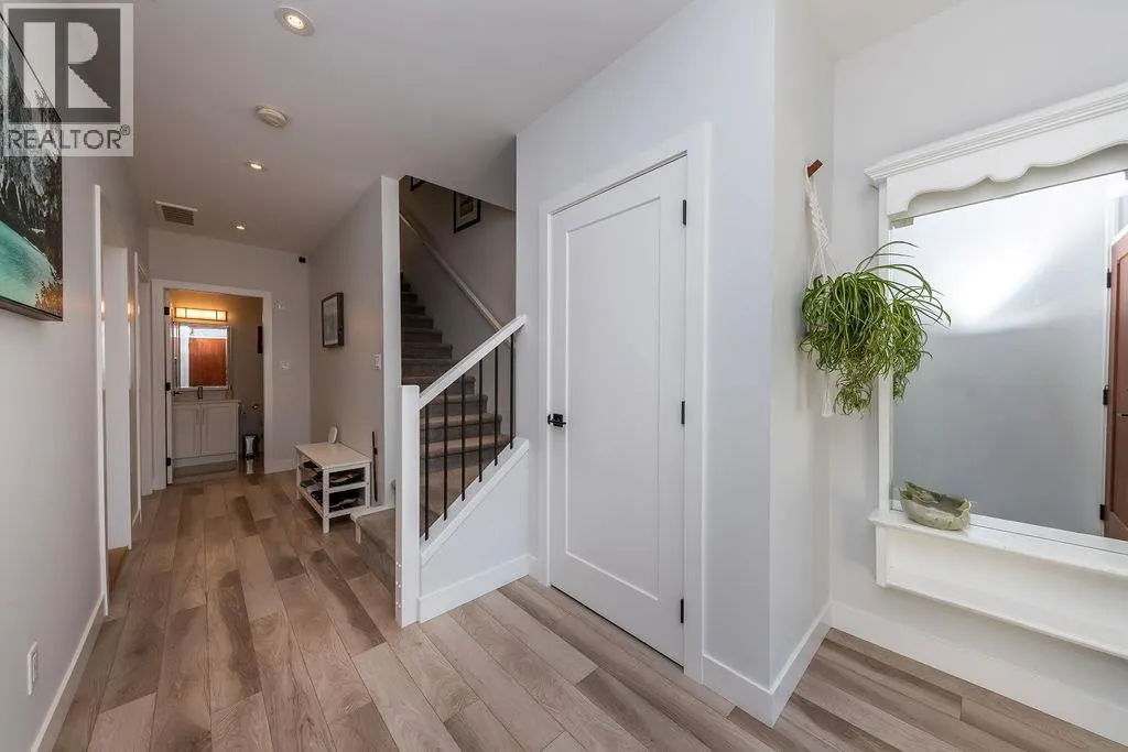 125 RIVER GATE Drive