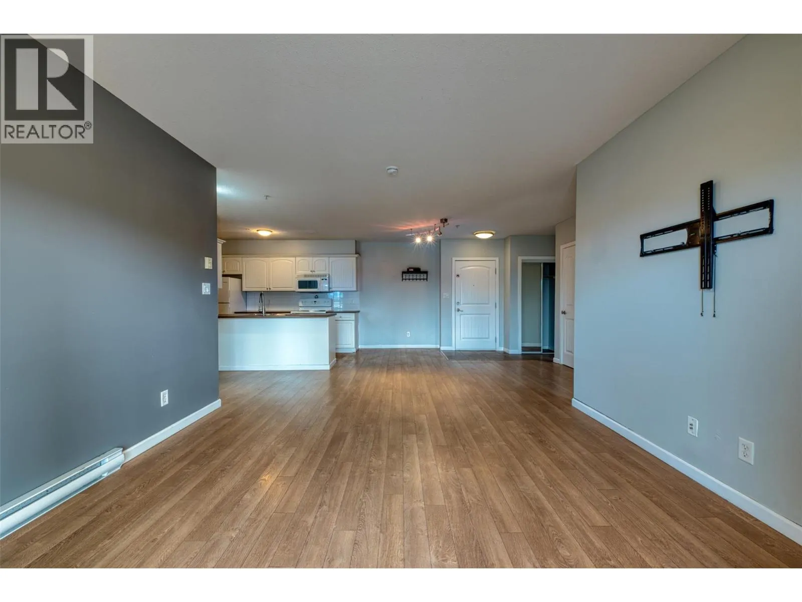 140 Asher Road Unit# 302