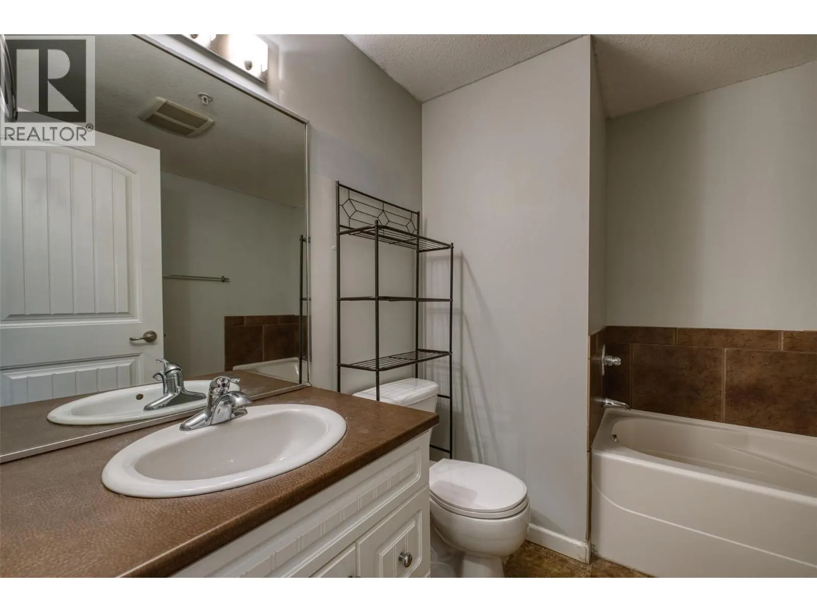 140 Asher Road Unit# 302