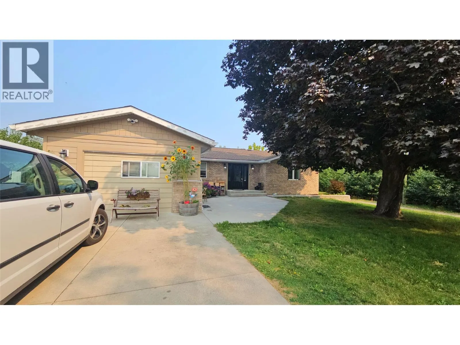 10774 Okanagan Centre Road E