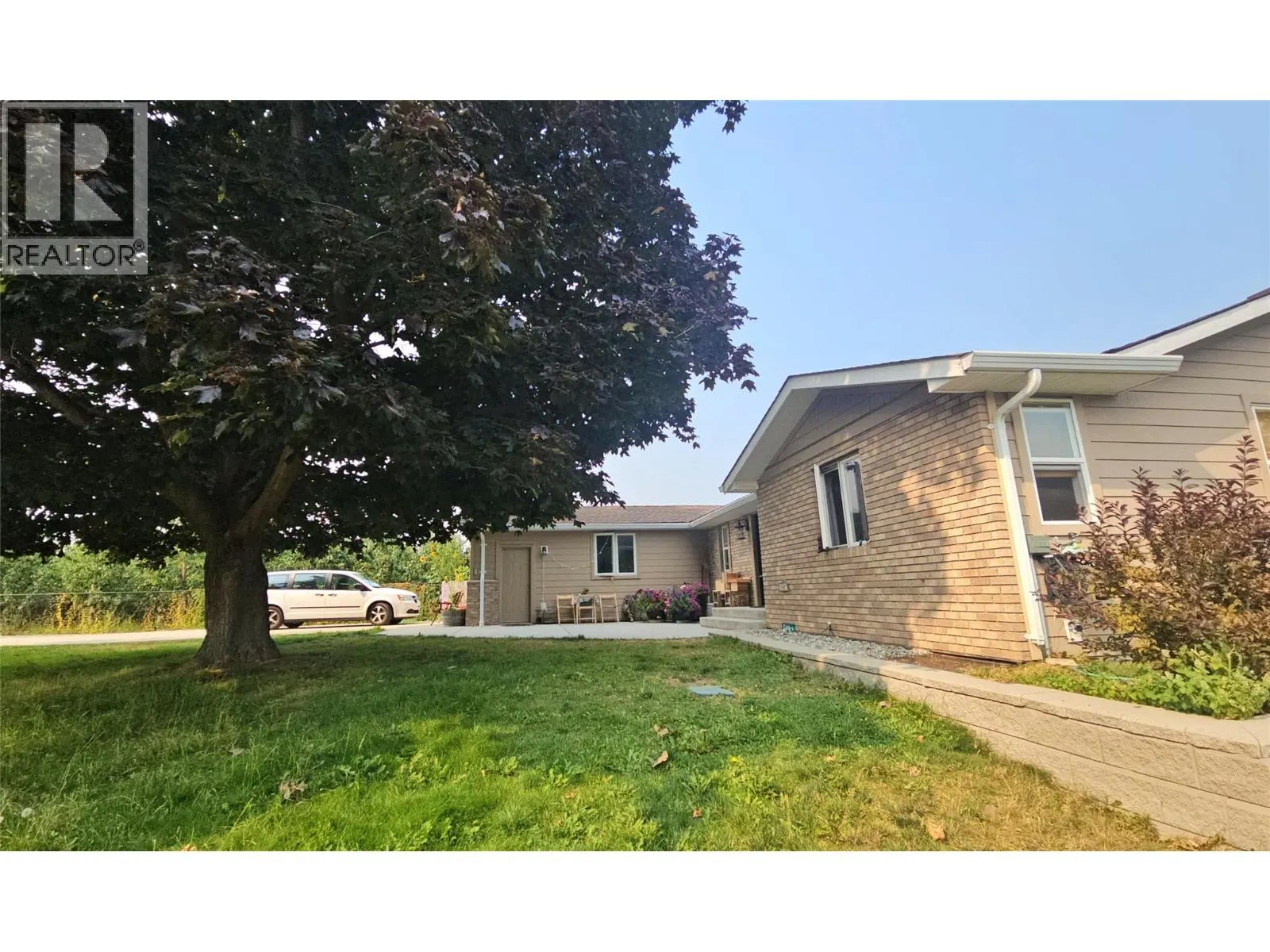 10774 Okanagan Centre Road E