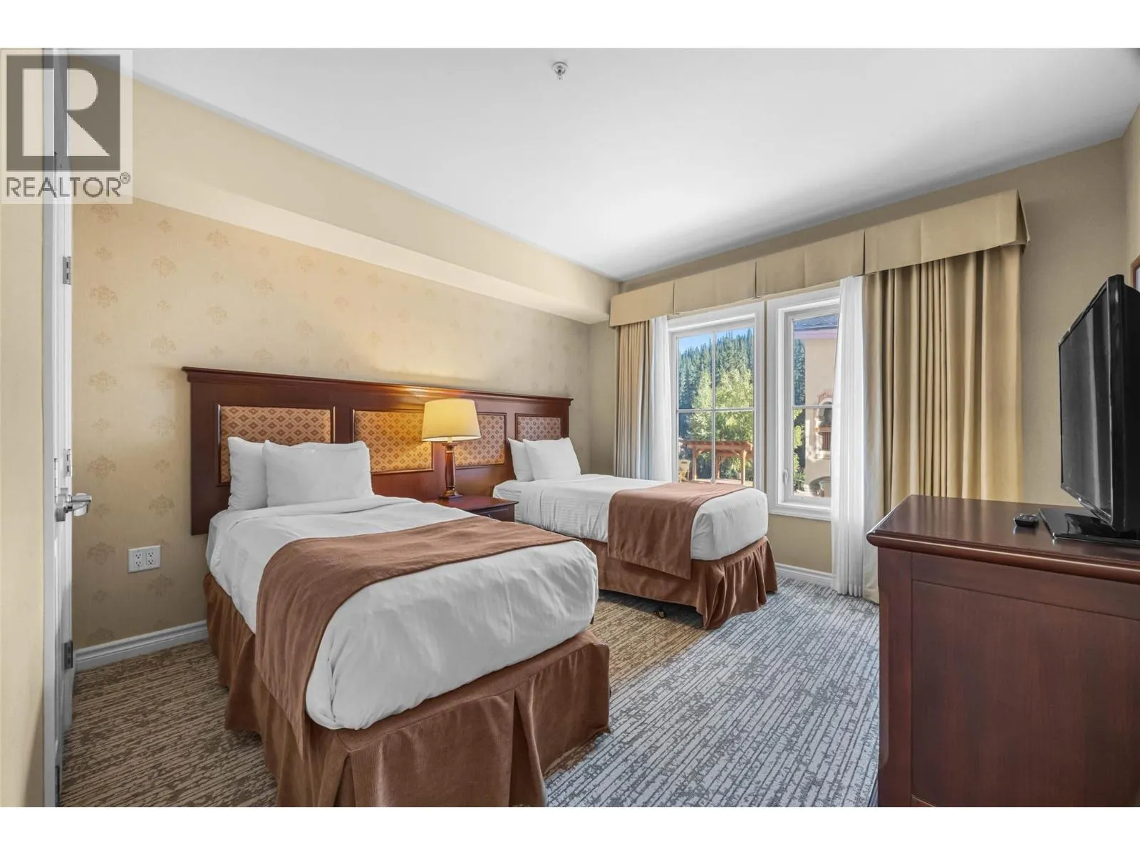 3250 Village Way Unit# 1207D