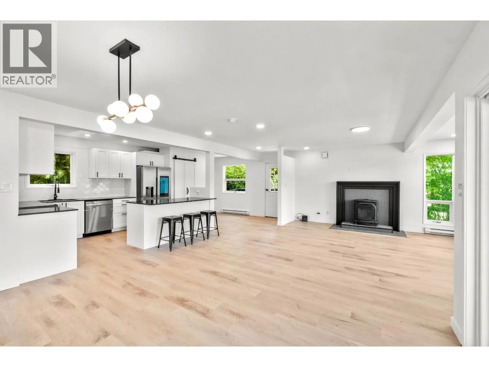 3348 POWELL Road