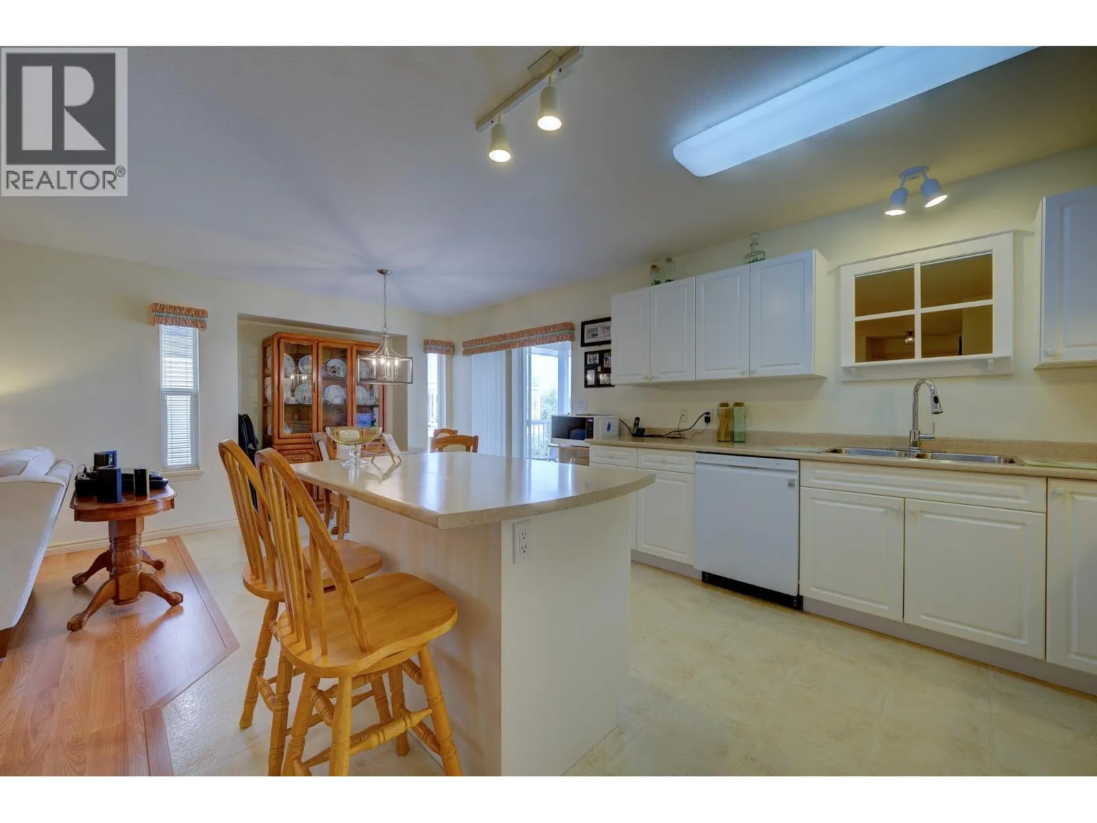 1865 Lodgepole Drive