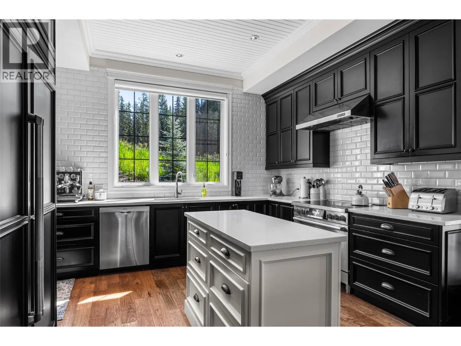 5411 Lookout Ridge Place