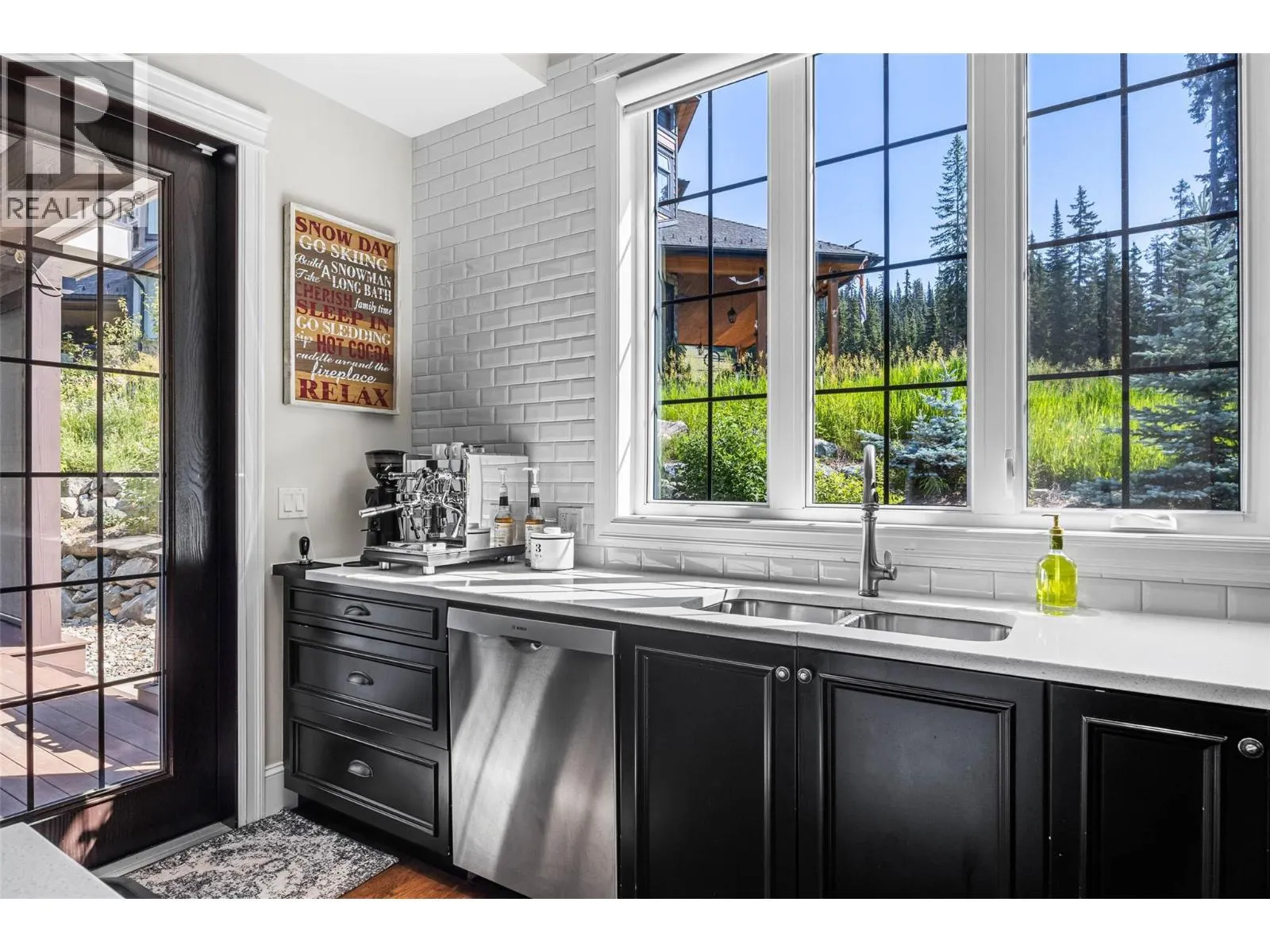 5411 Lookout Ridge Place