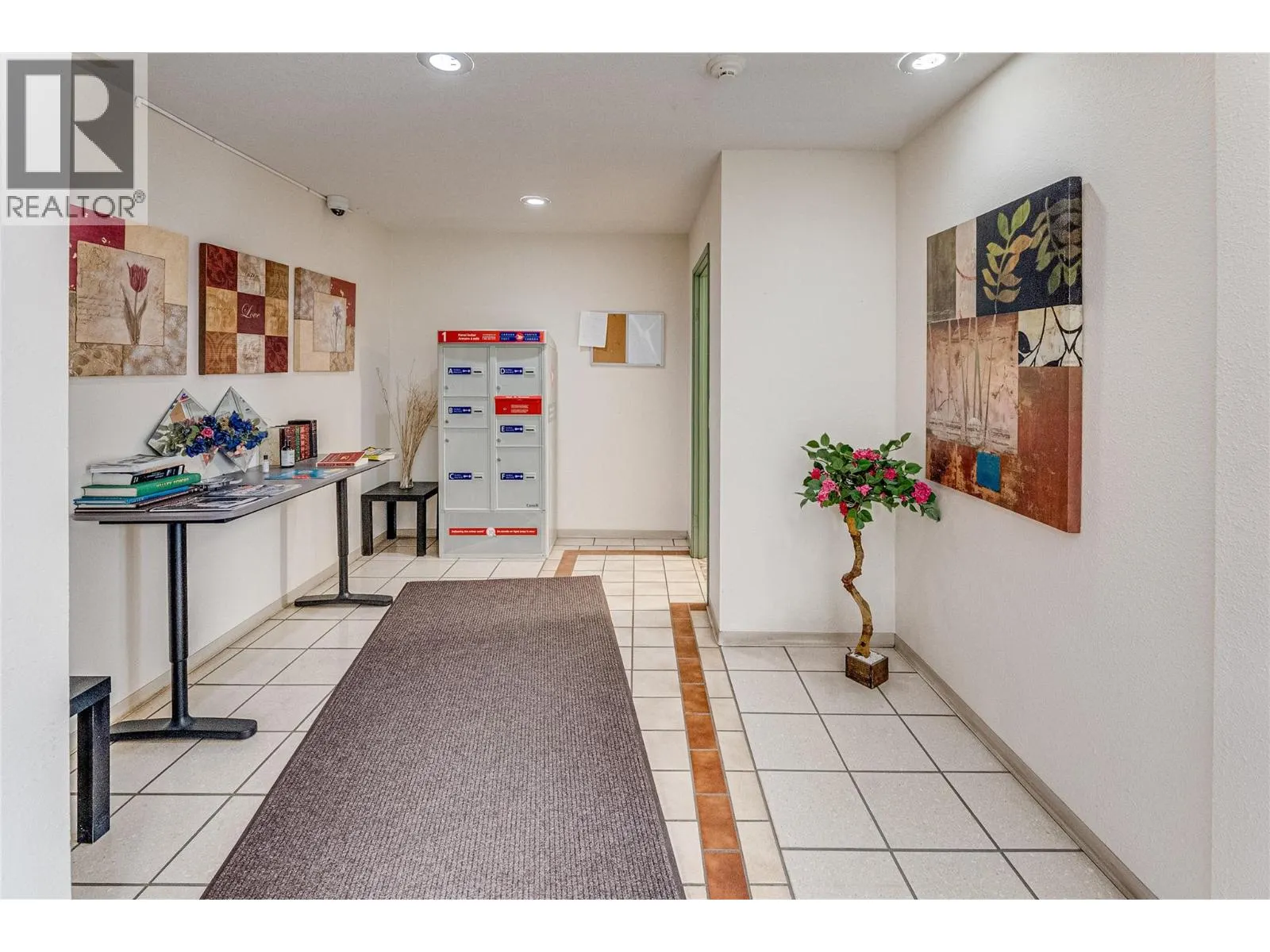 3901 32 Avenue Unit# 208