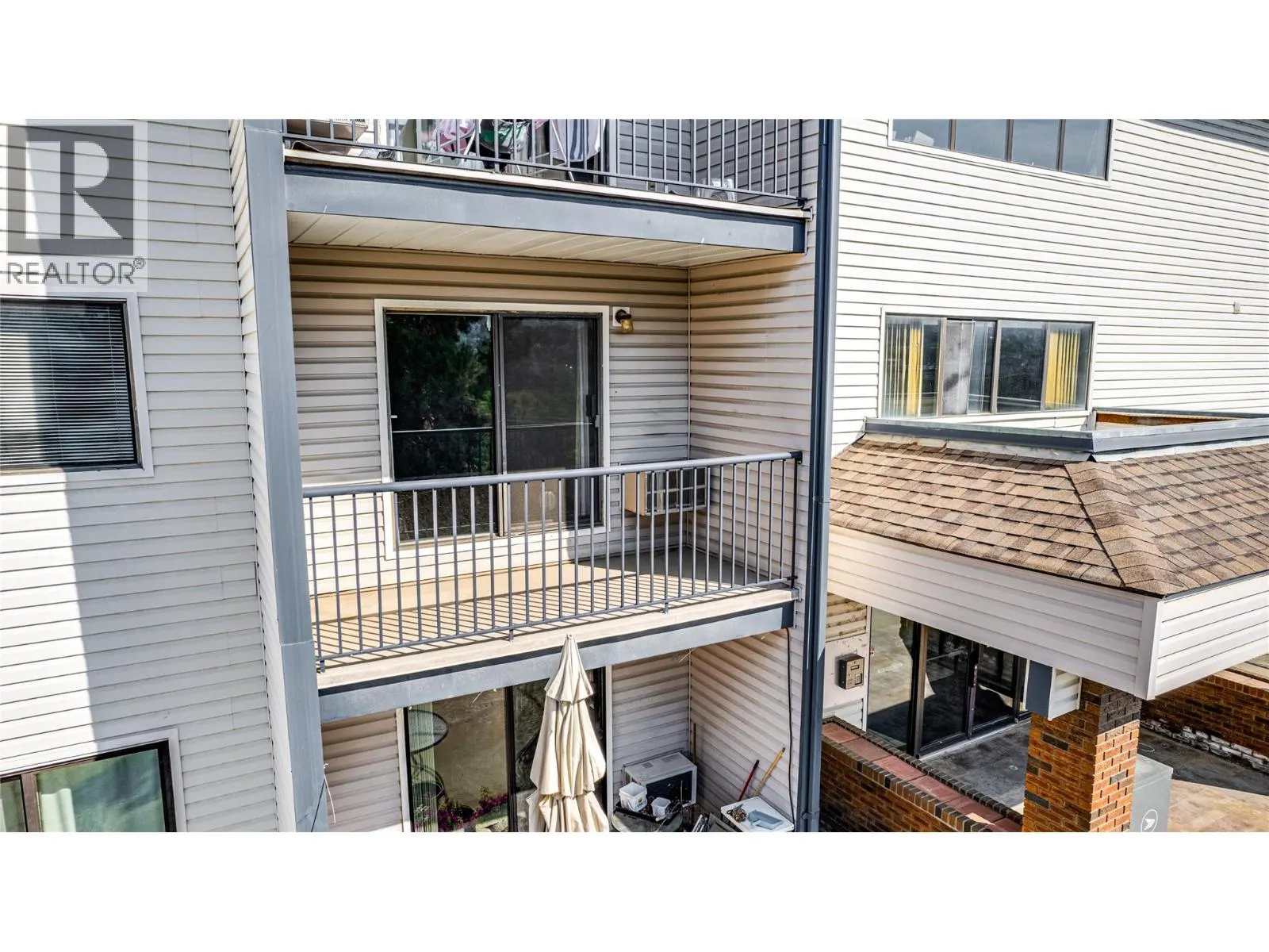 3901 32 Avenue Unit# 208