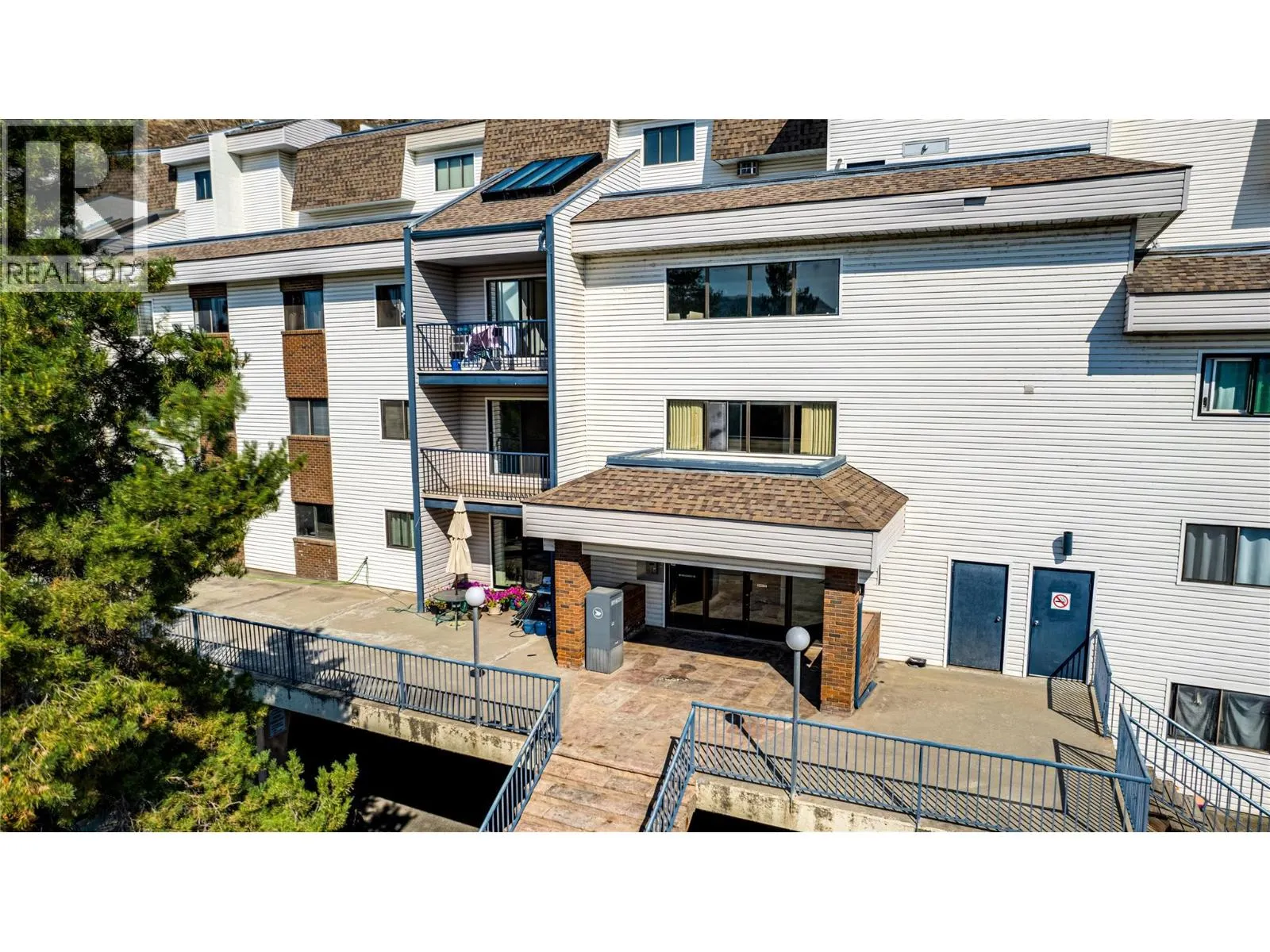3901 32 Avenue Unit# 208