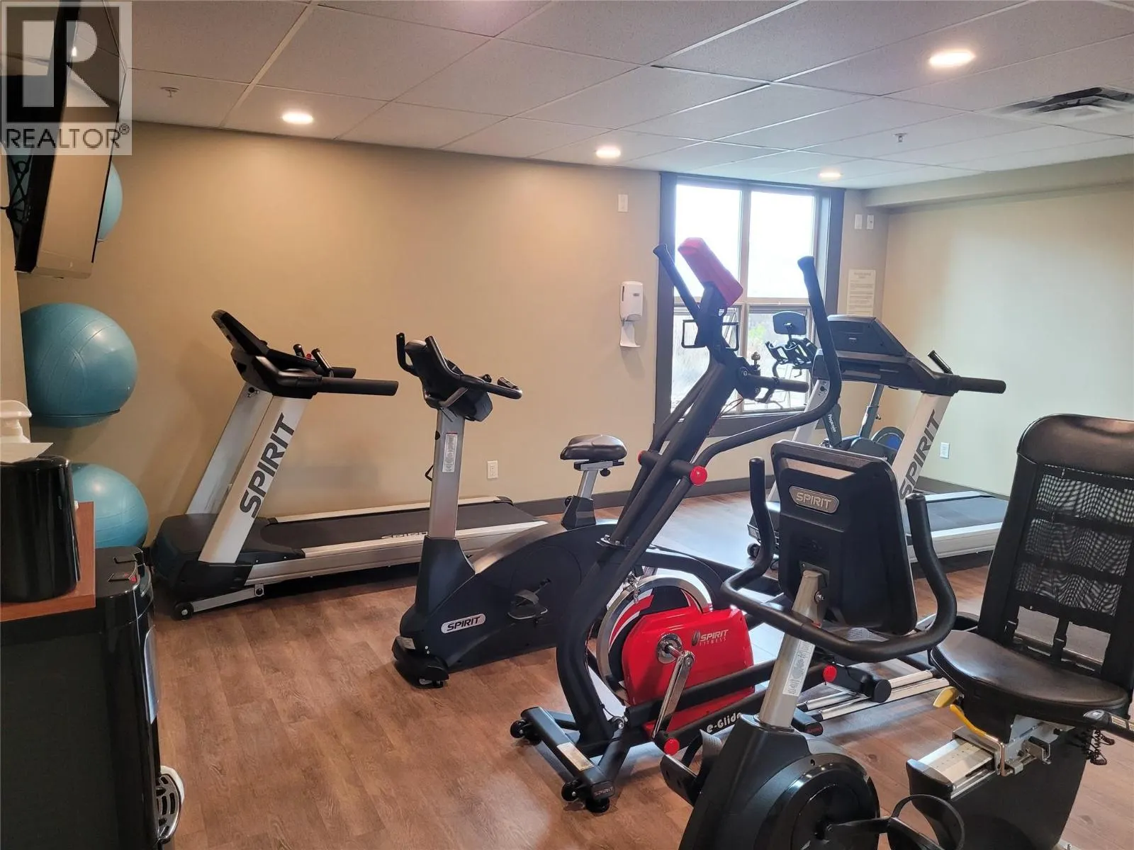 4200 Lakeshore Drive Unit# 325