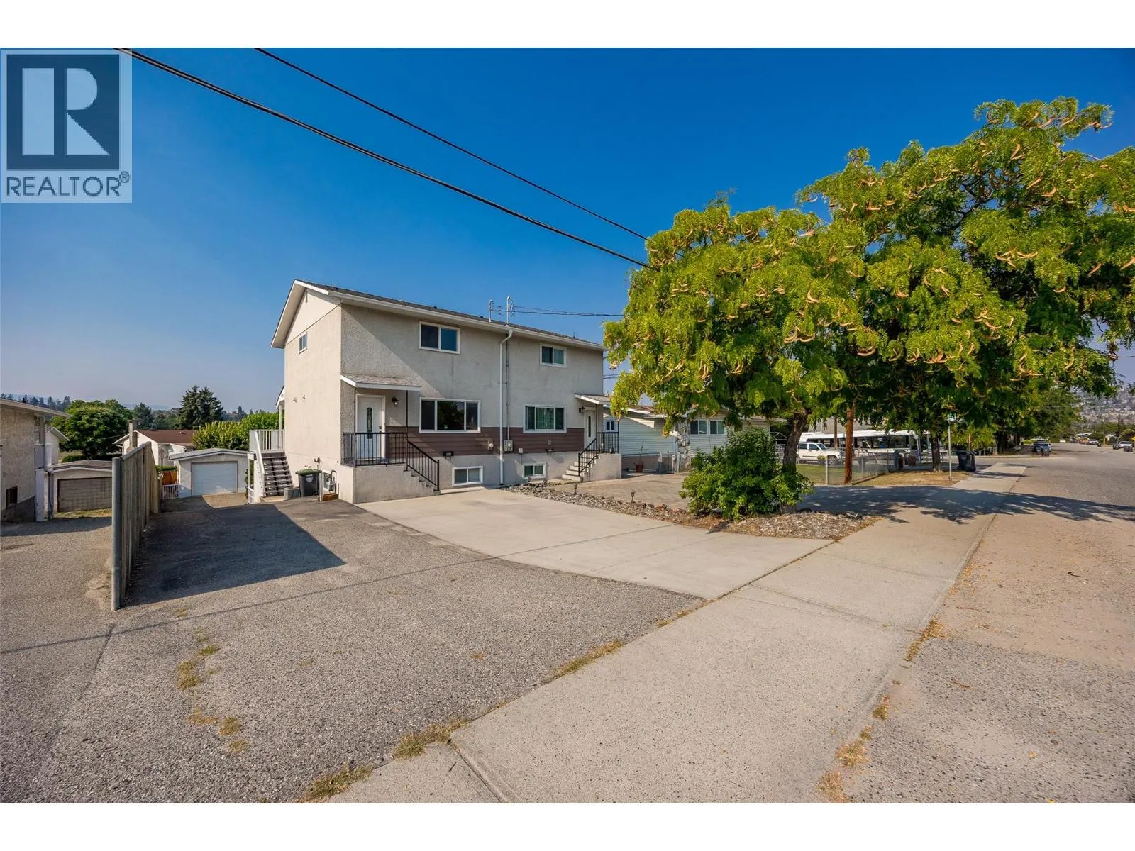685 Hollydell Road