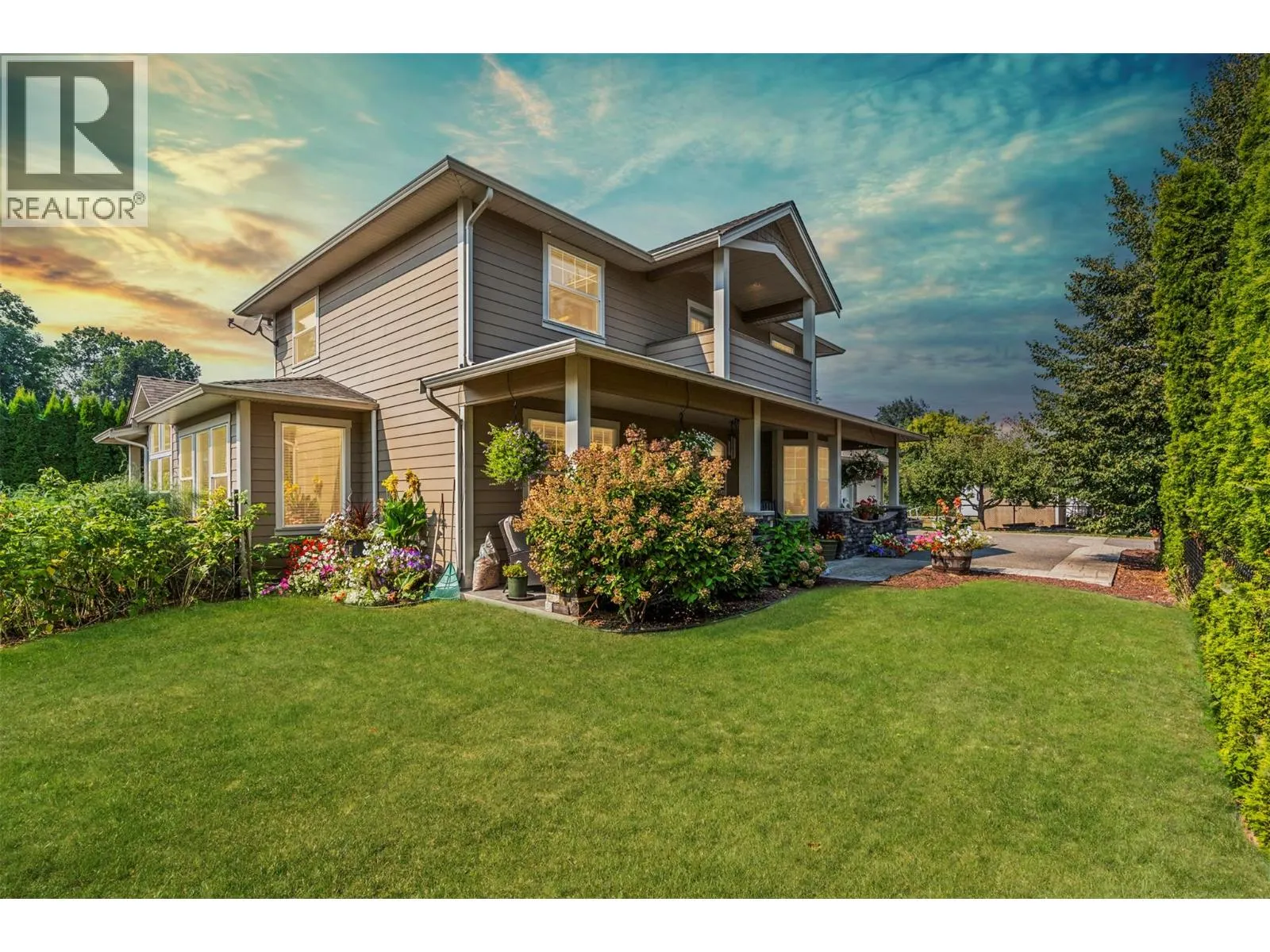 2955 Okanagan Street
