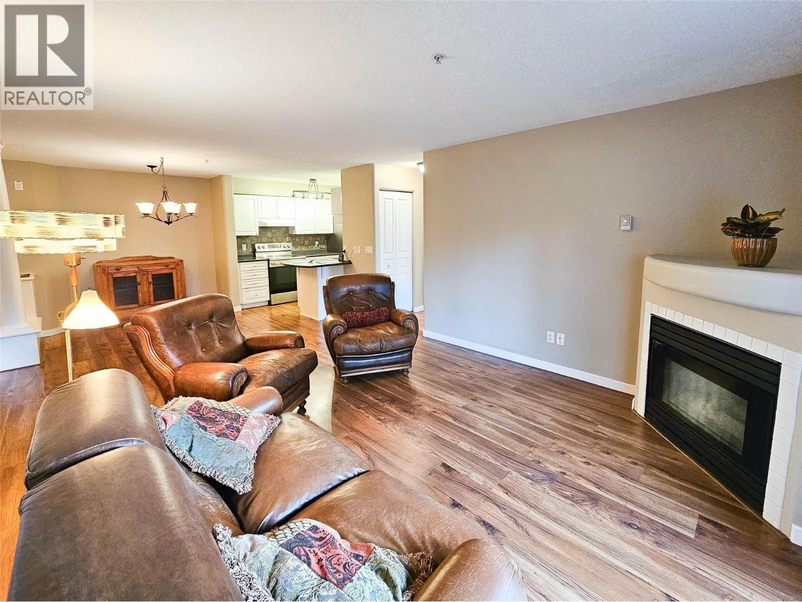 3221 Centennial Drive Unit# 204