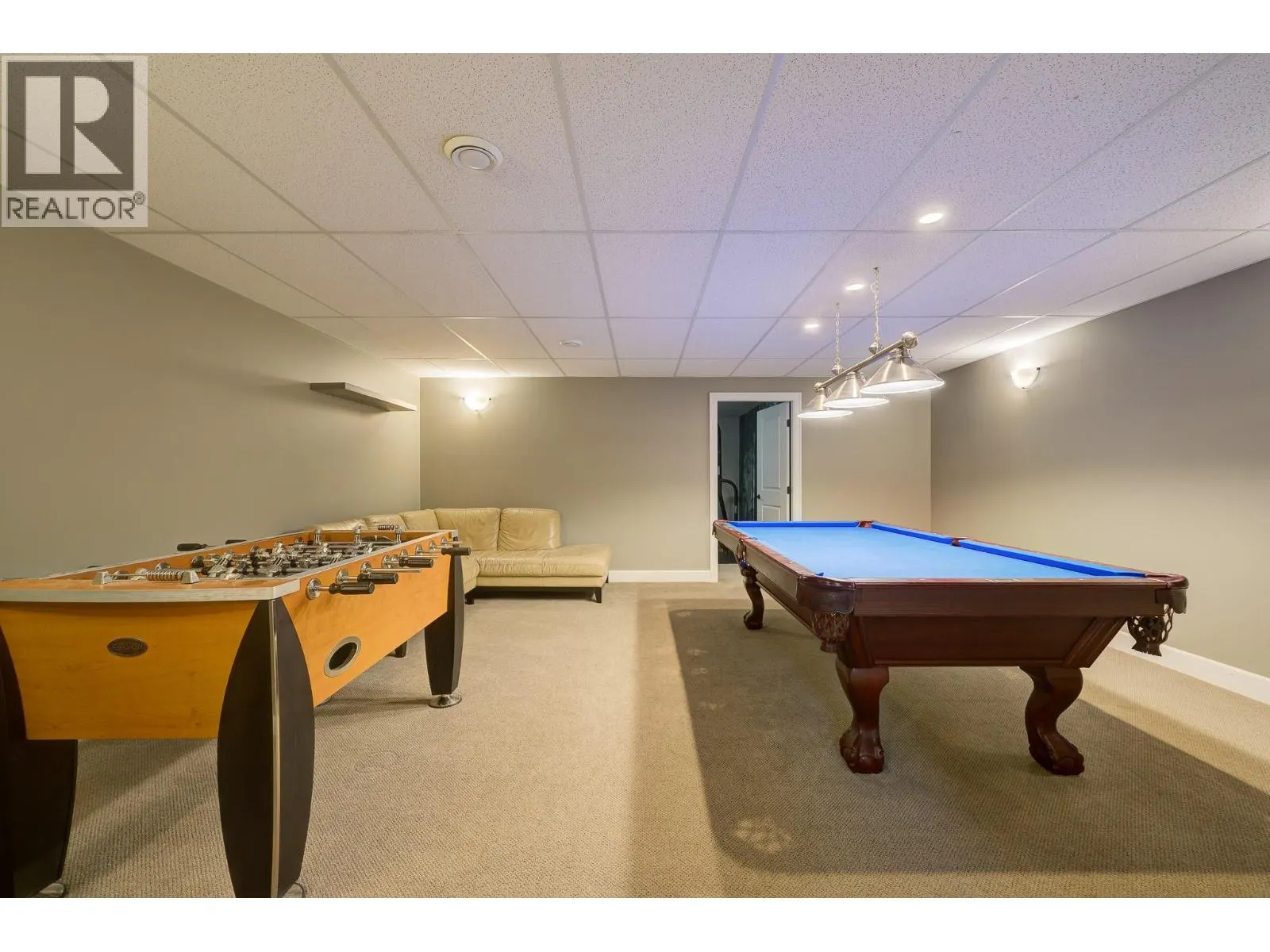 351 Fernie Place