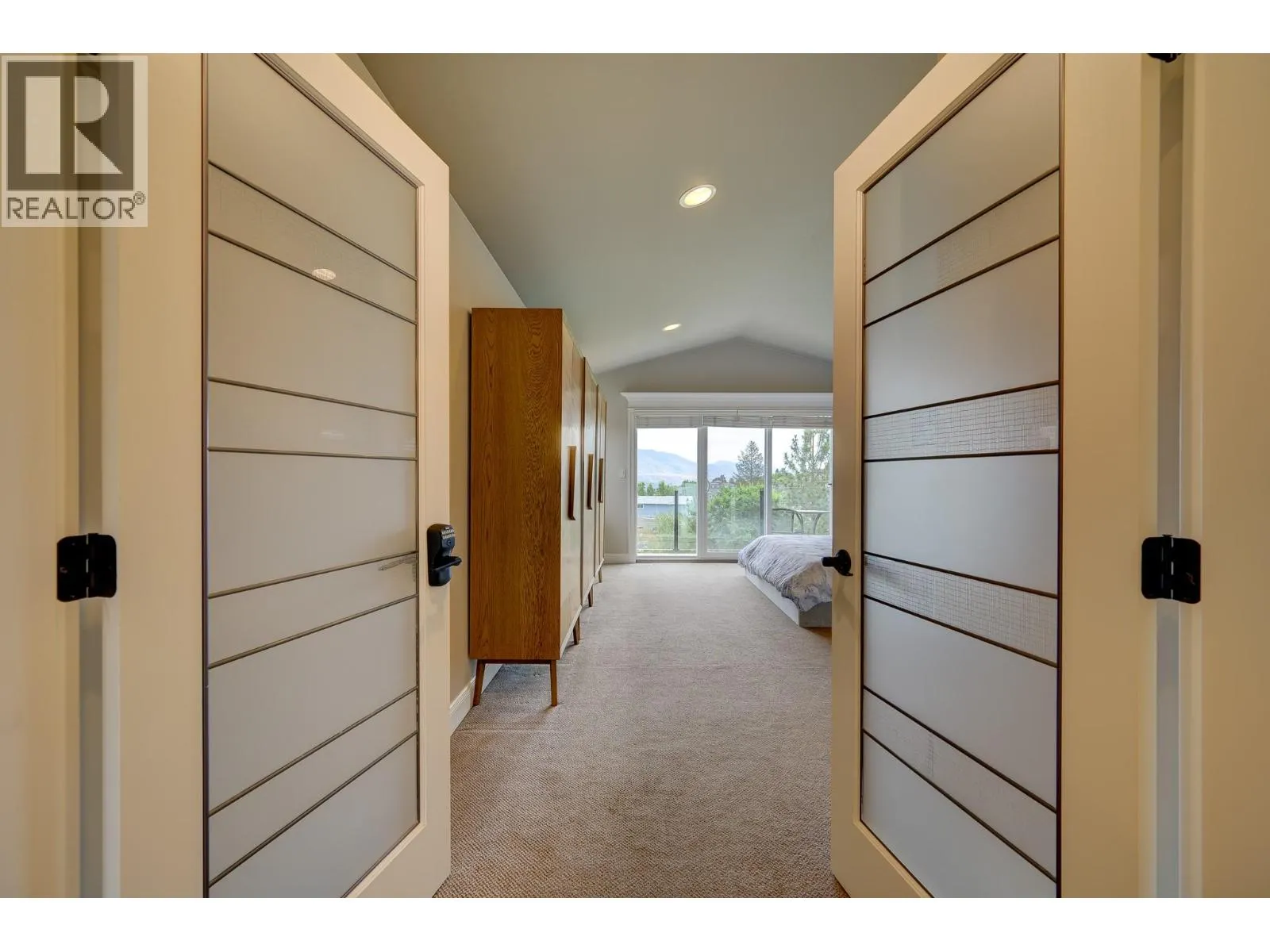 351 Fernie Place