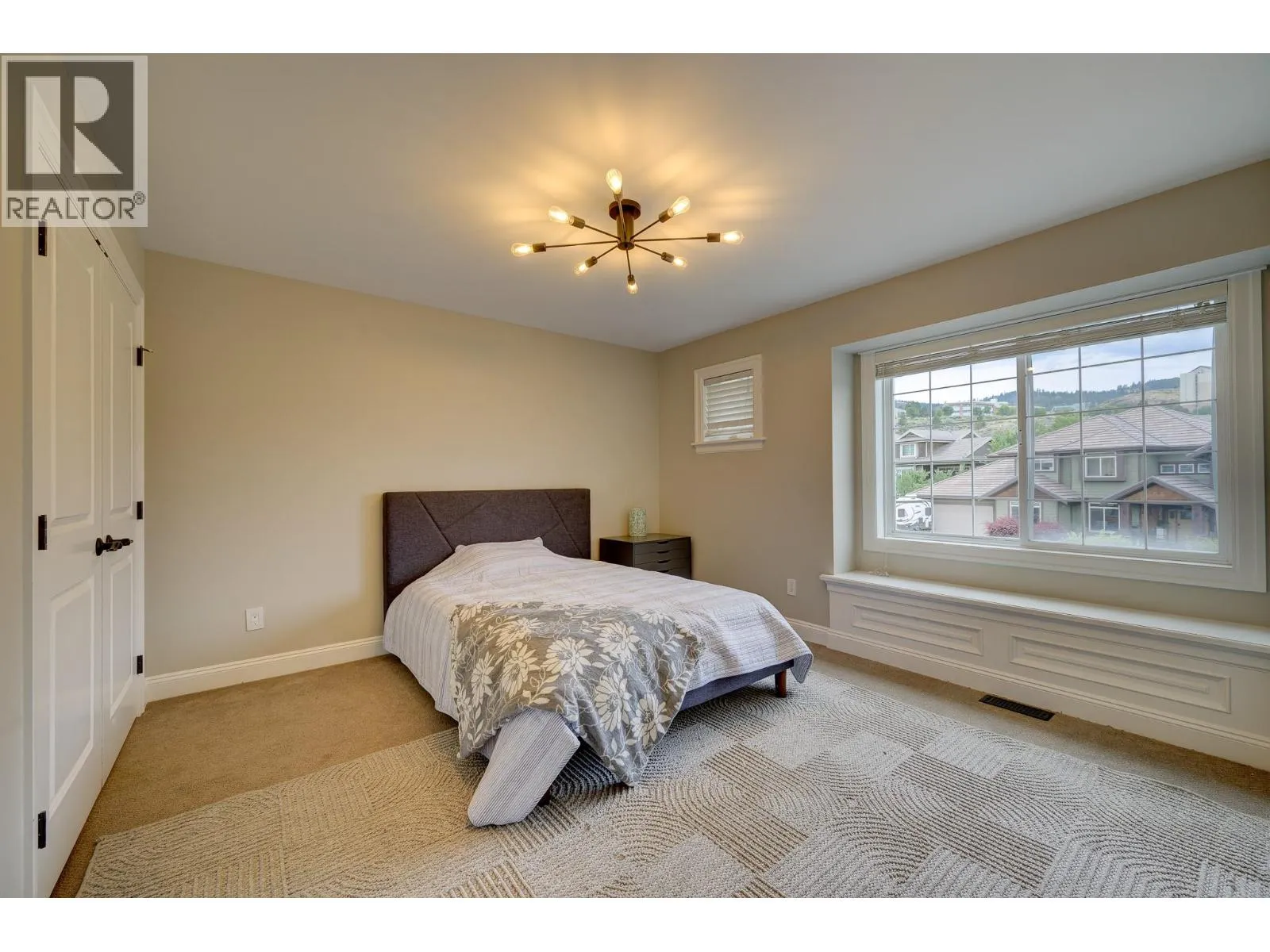 351 Fernie Place