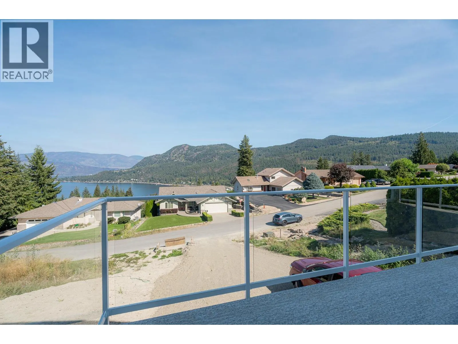 2594 Grand View Place