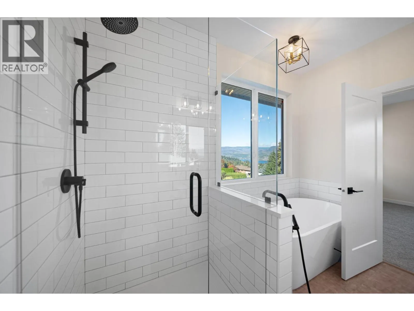 2594 Grand View Place