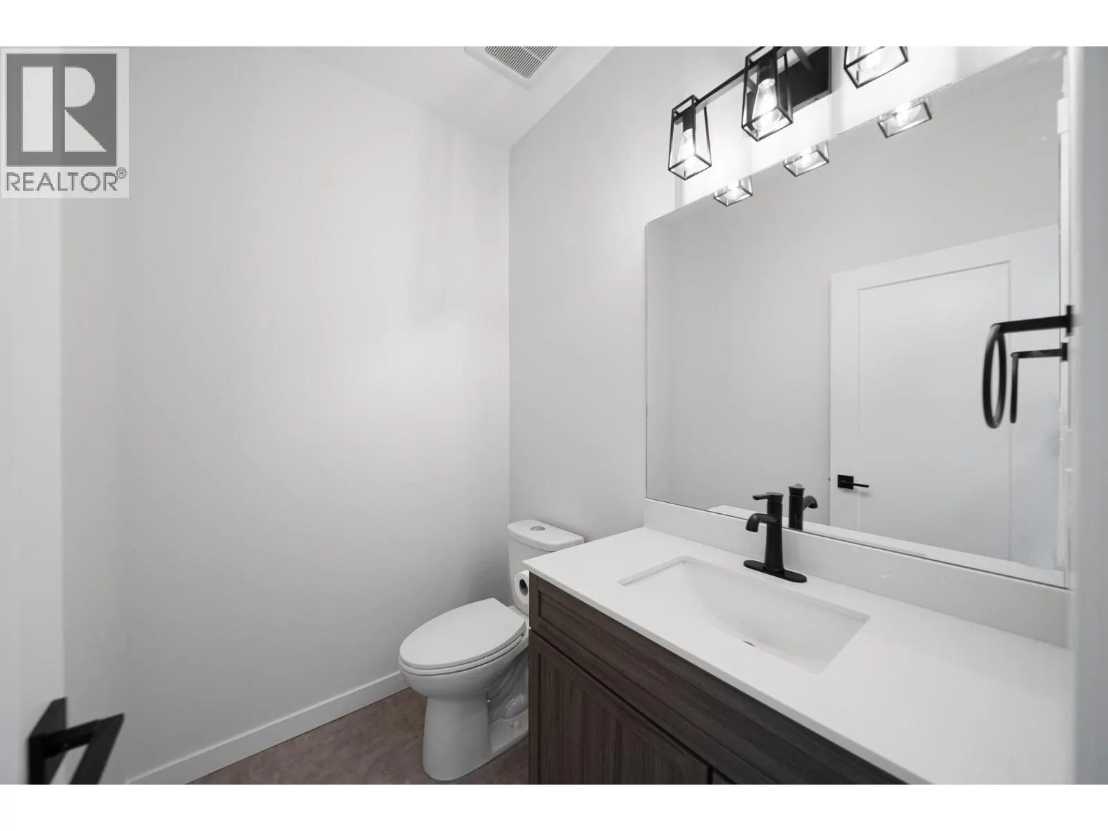 2594 Grand View Place