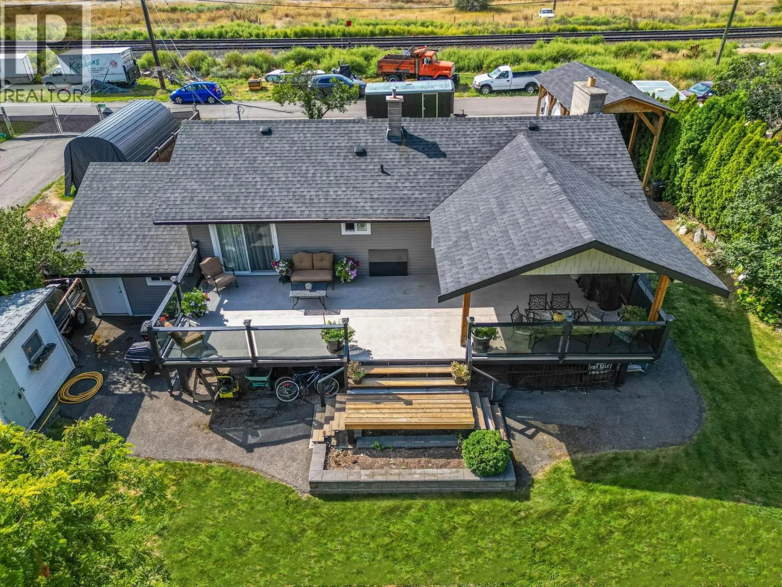 1747 OLD FERRY Road