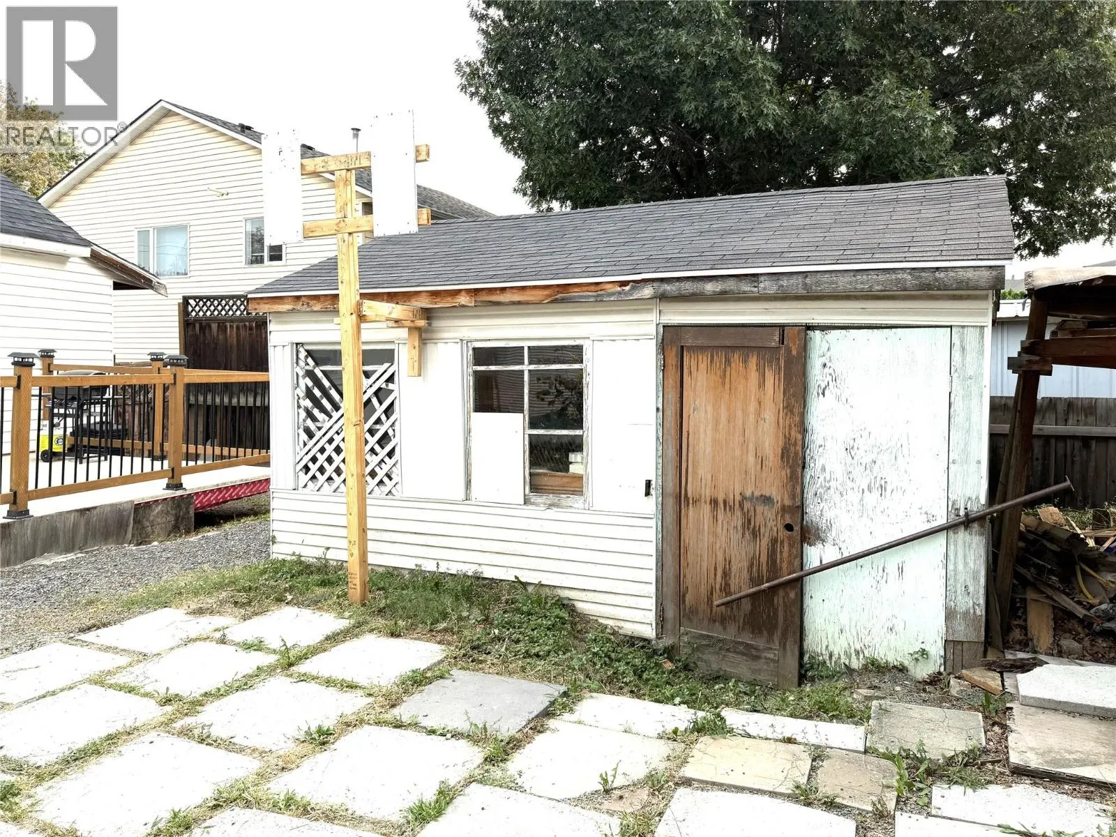 260 TAMARACK Avenue