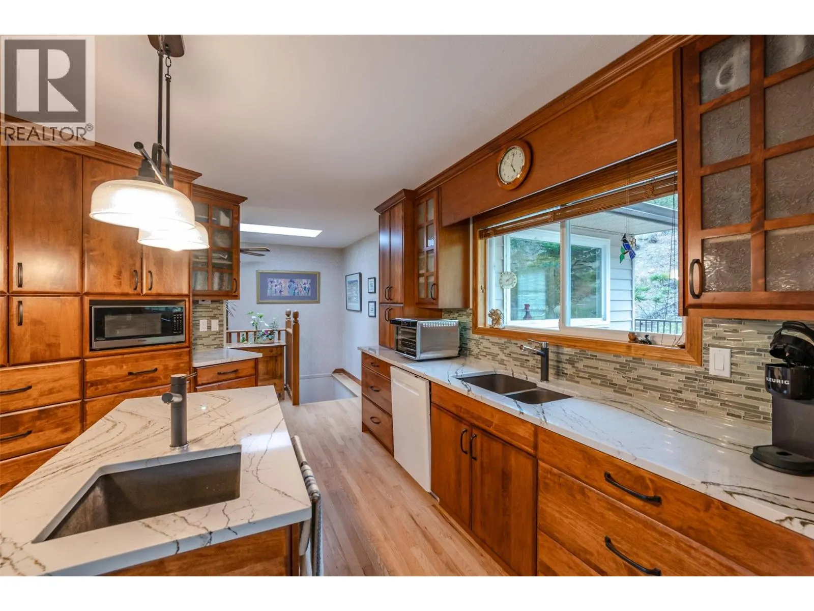 331 EASTSIDE Road