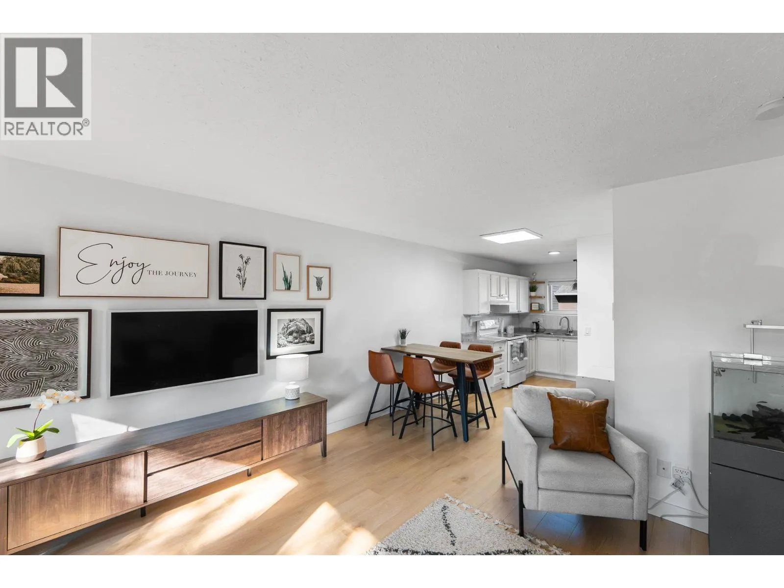 217 Franklyn Road Unit# 8