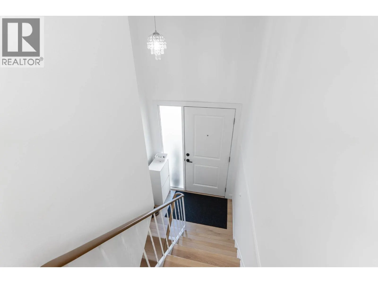 217 Franklyn Road Unit# 8