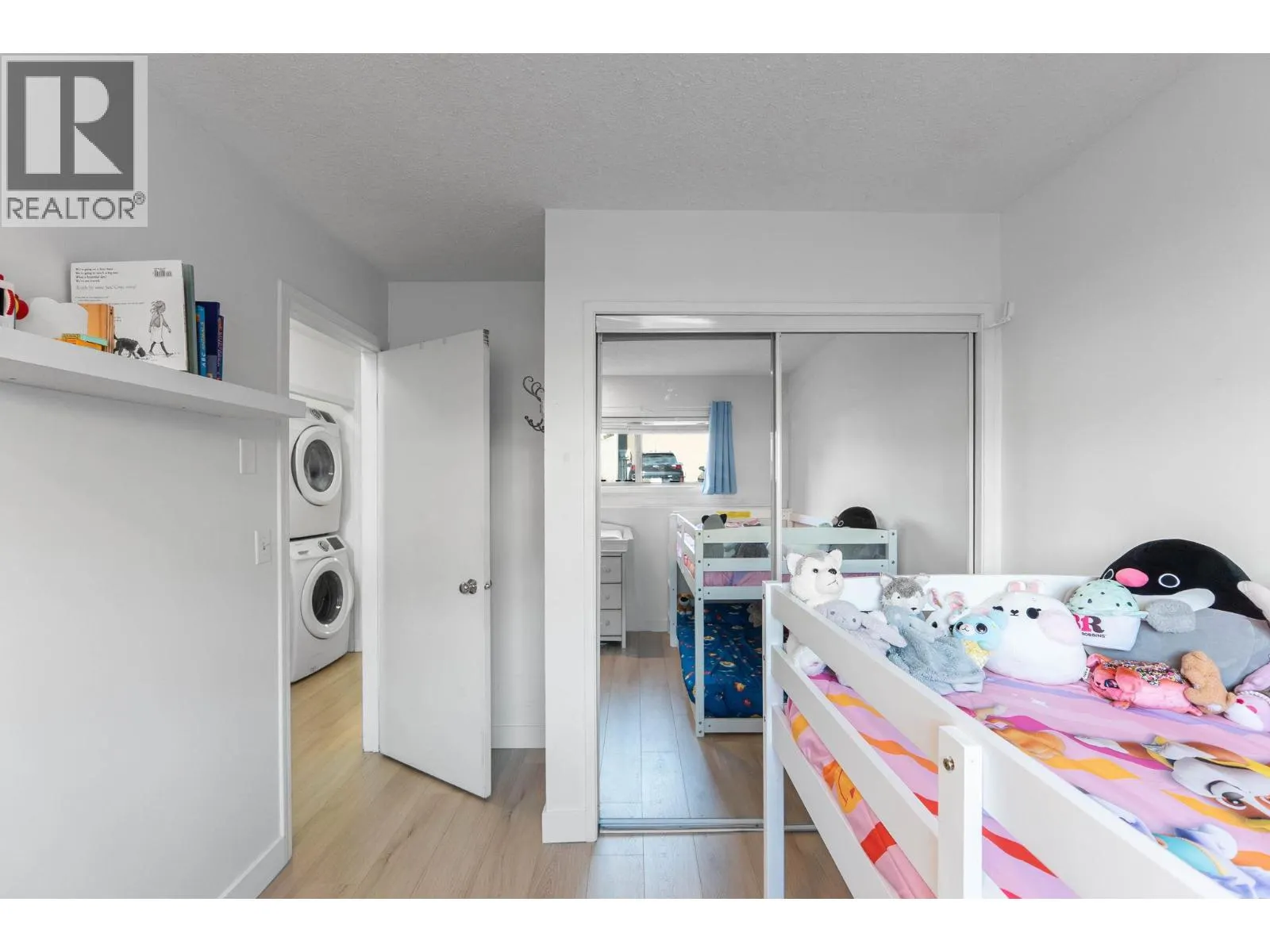 217 Franklyn Road Unit# 8