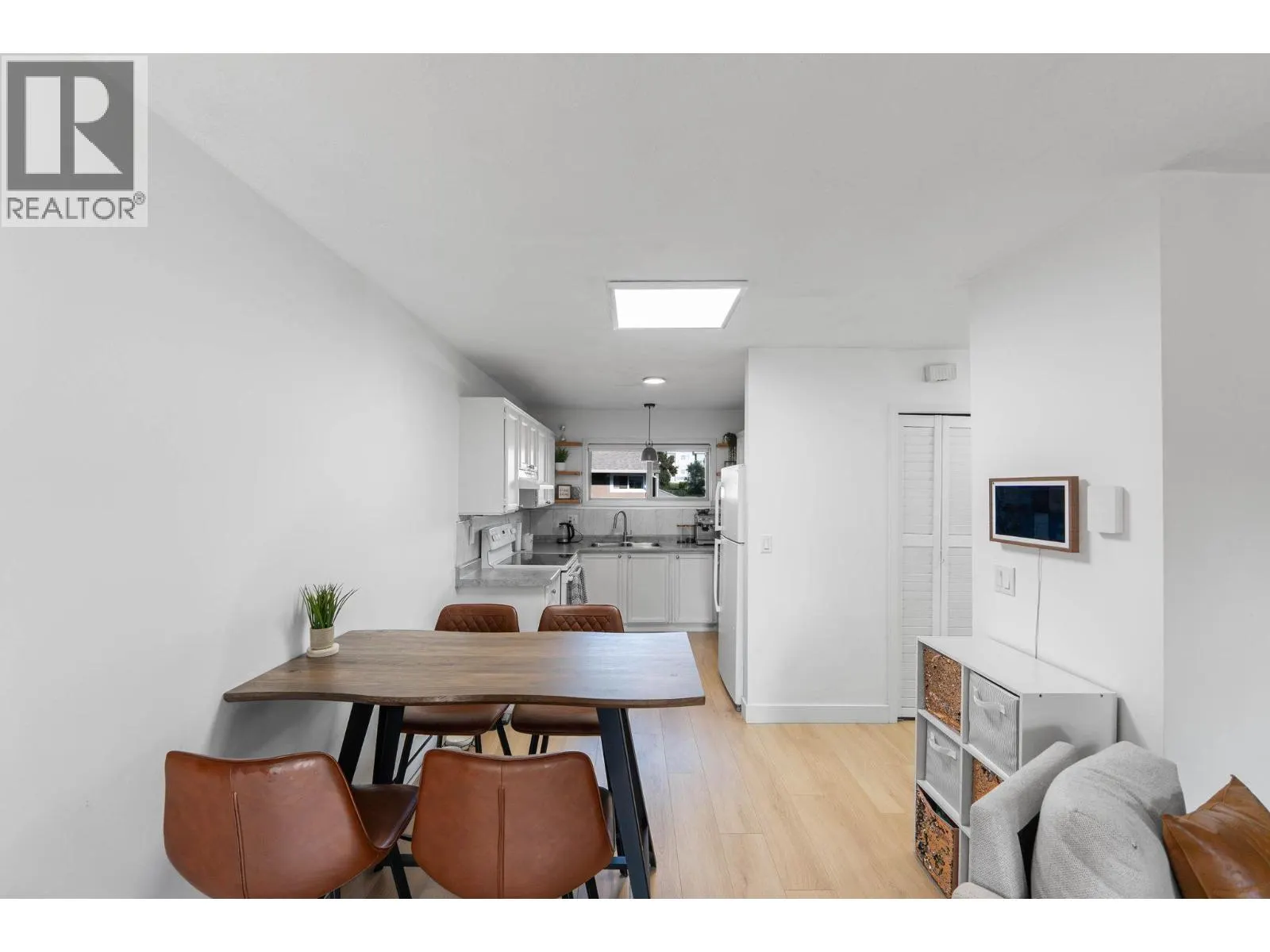 217 Franklyn Road Unit# 8