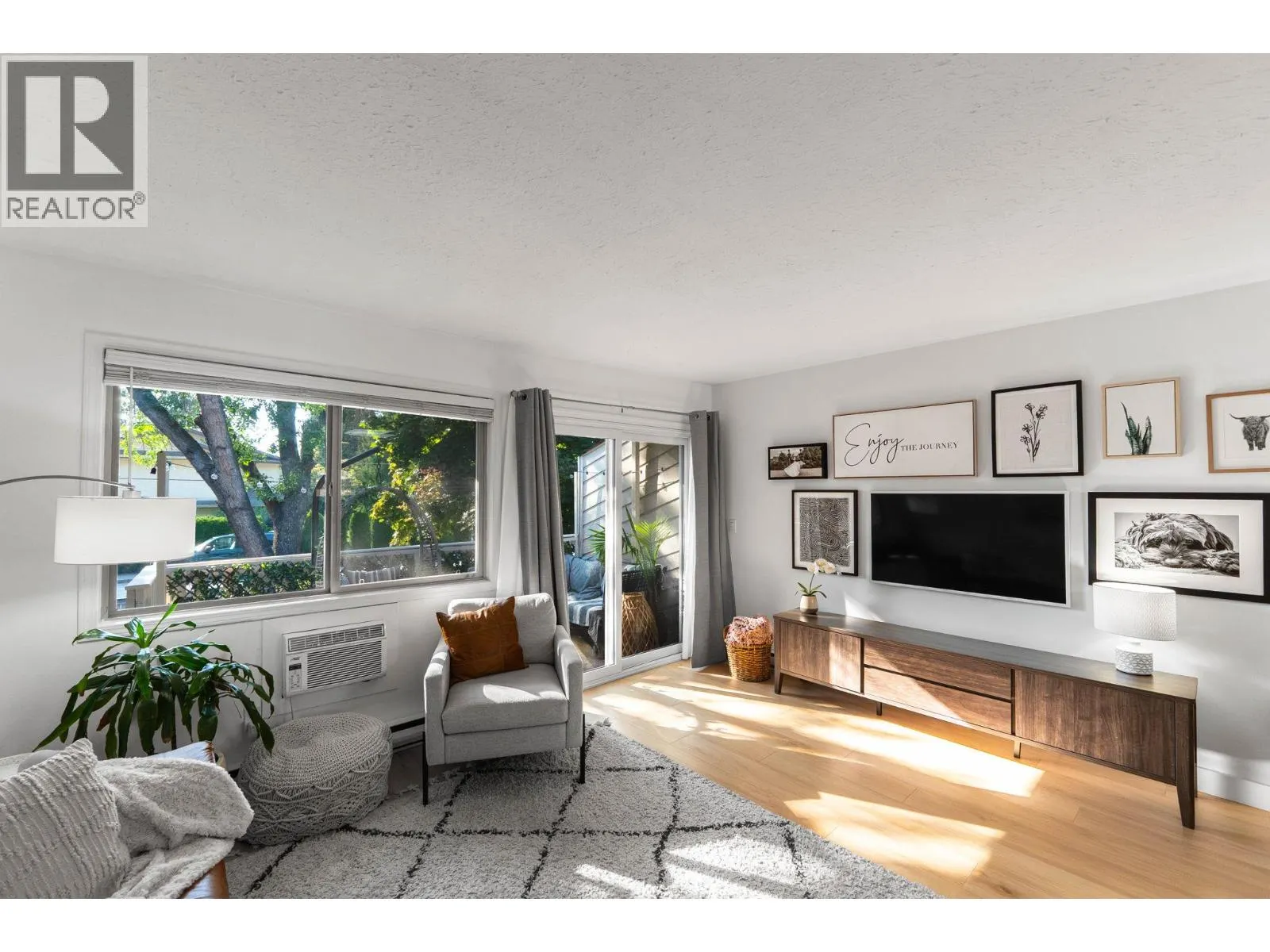 217 Franklyn Road Unit# 8