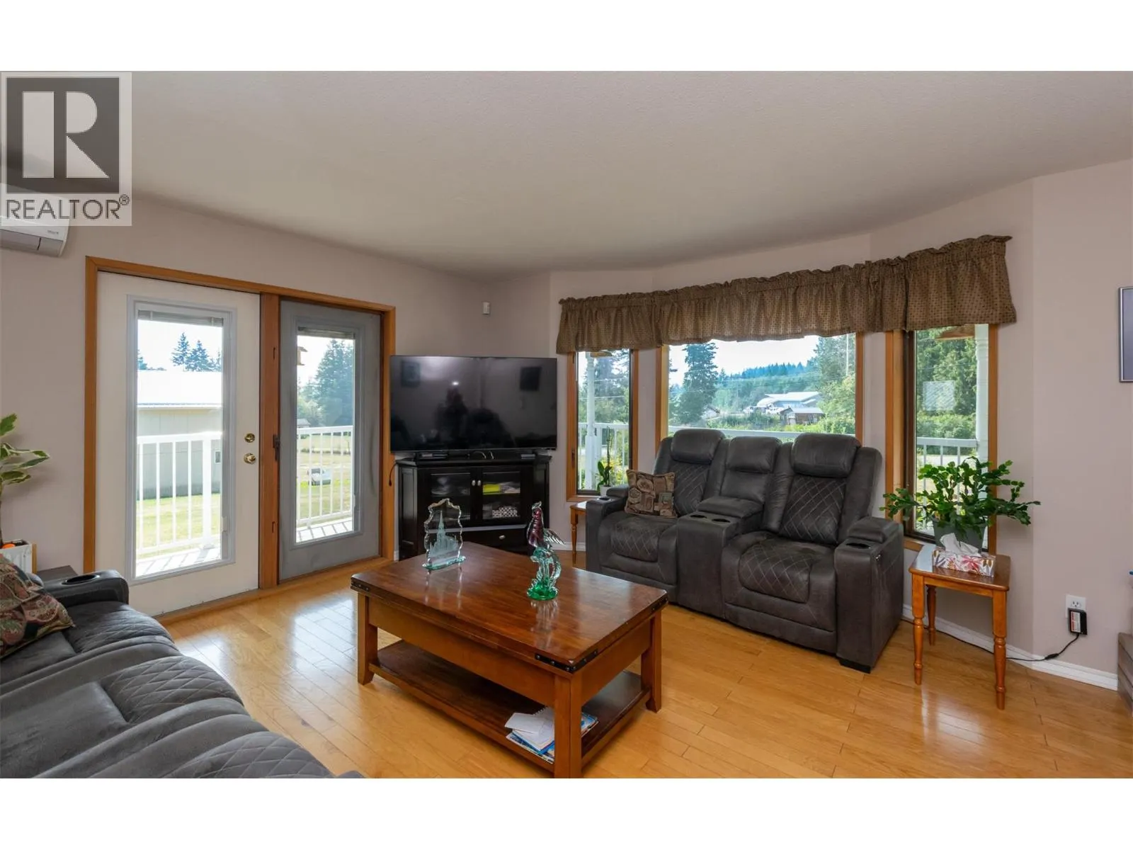 102 Kault Hill Road