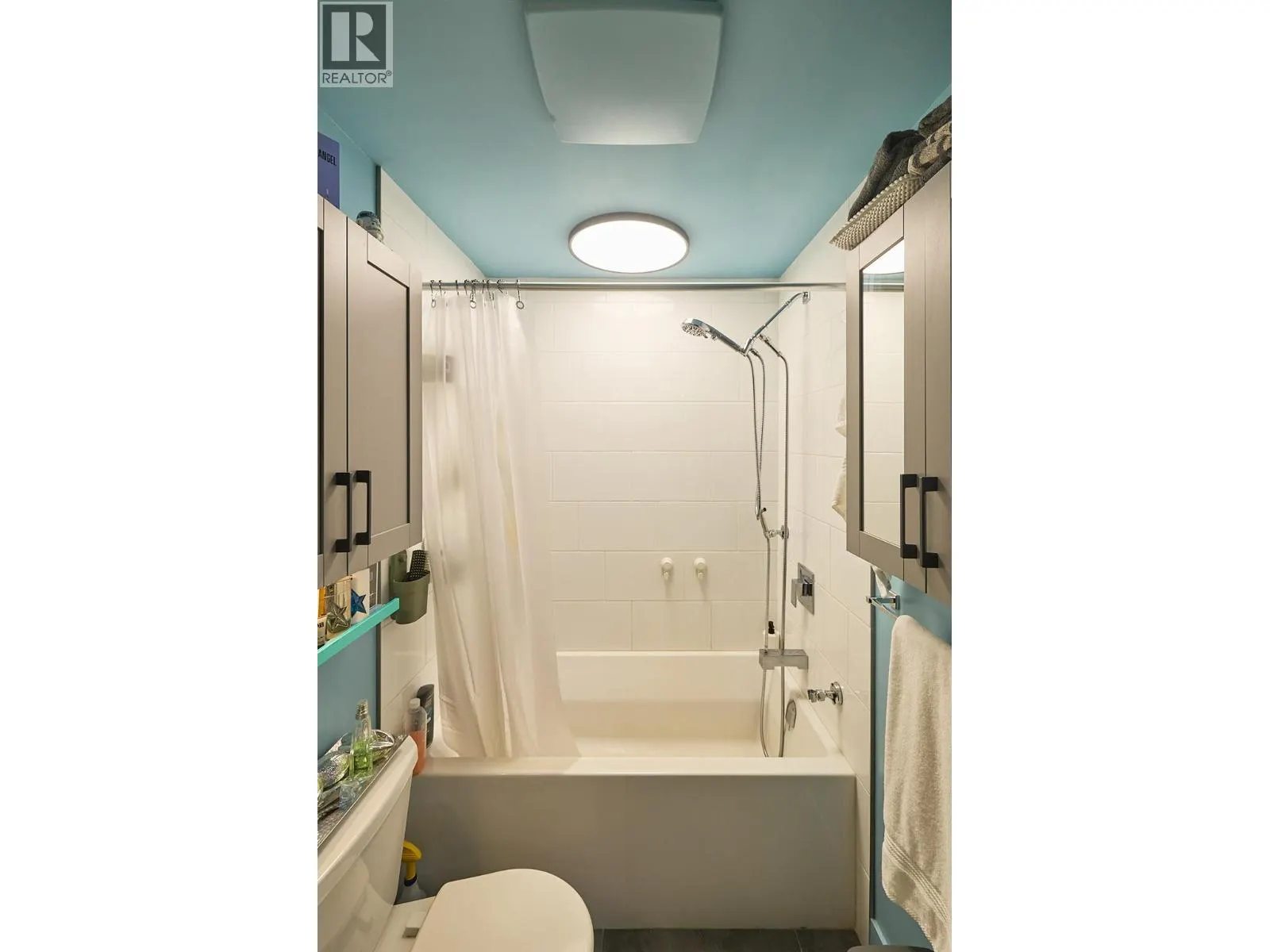 651 DUNES Drive Unit# 207