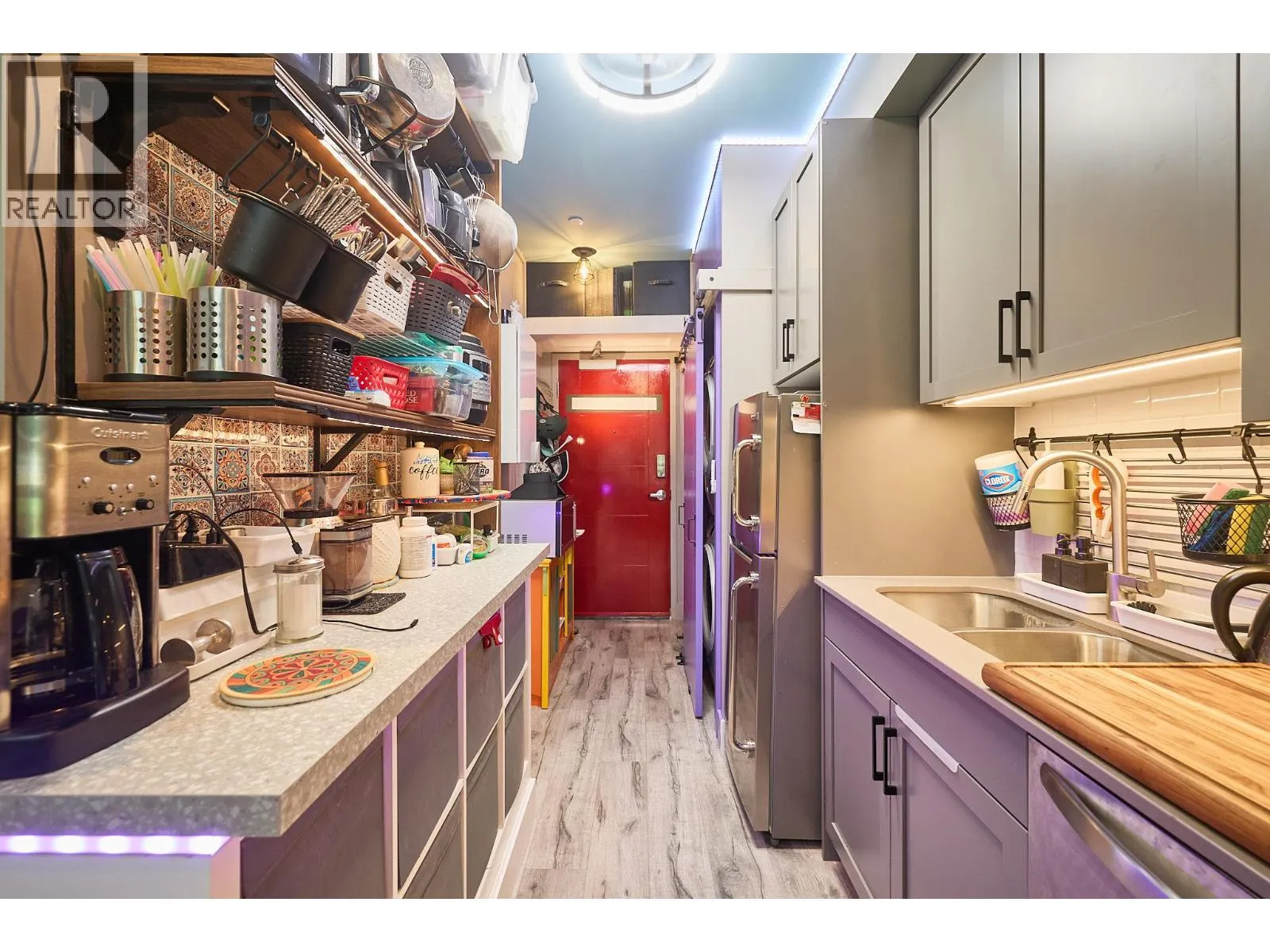 651 DUNES Drive Unit# 207