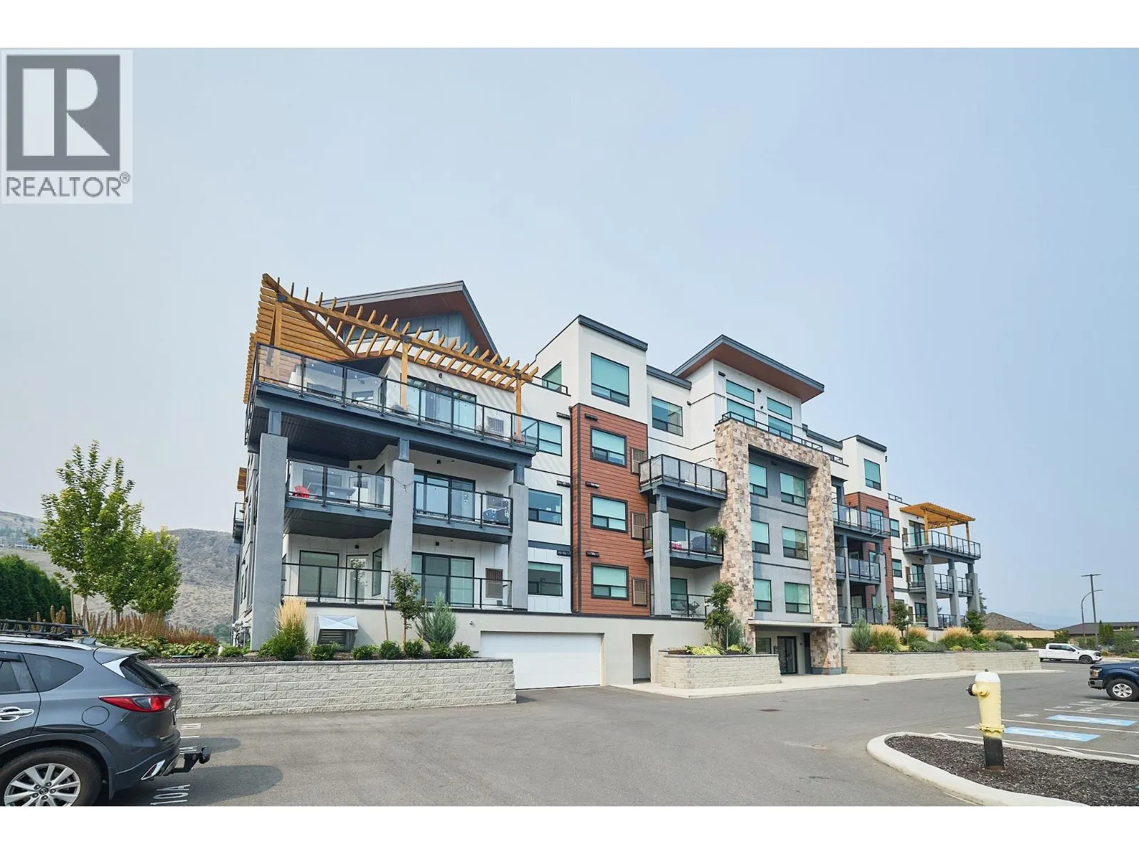 651 DUNES Drive Unit# 207