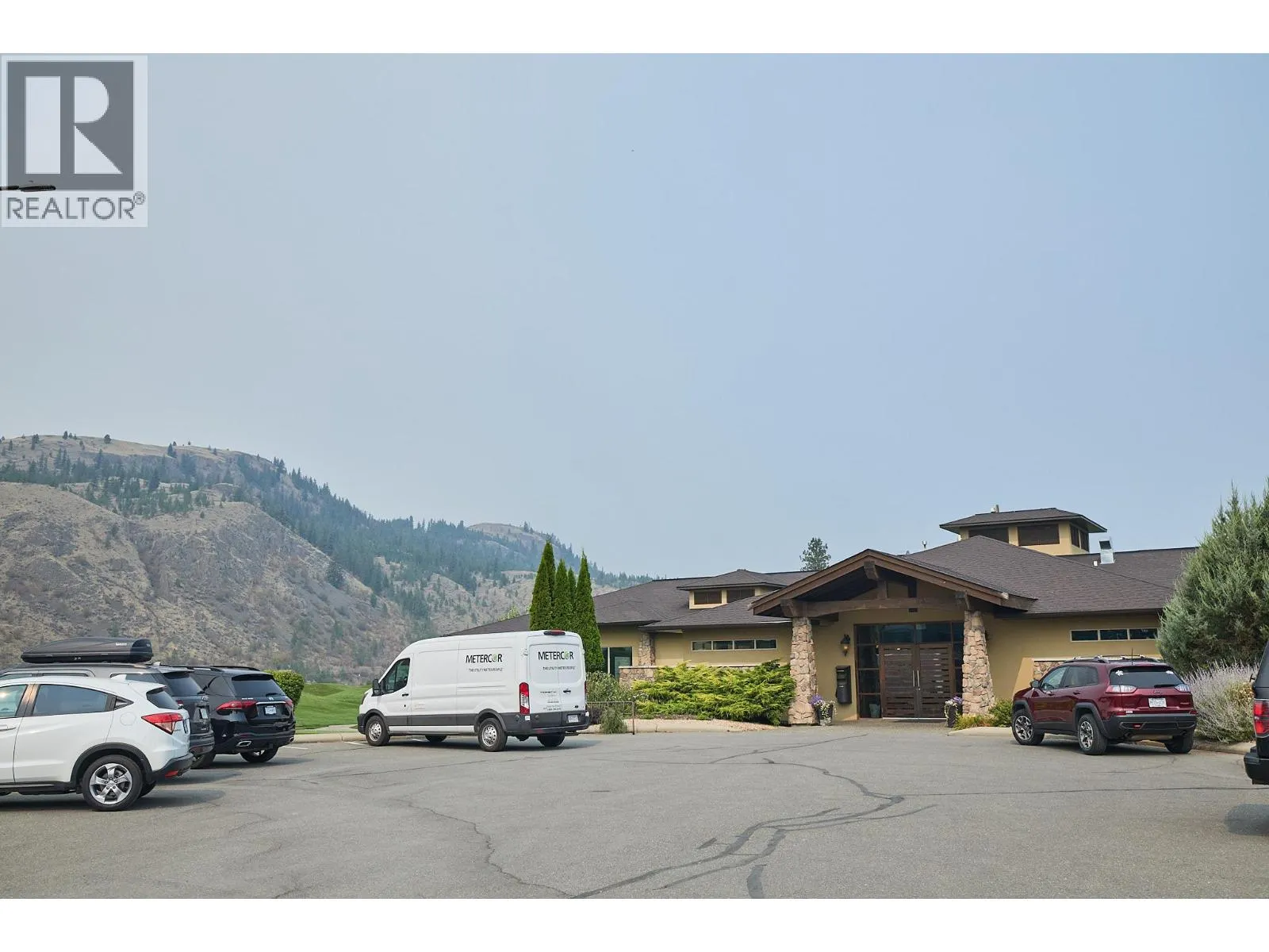 651 DUNES Drive Unit# 207