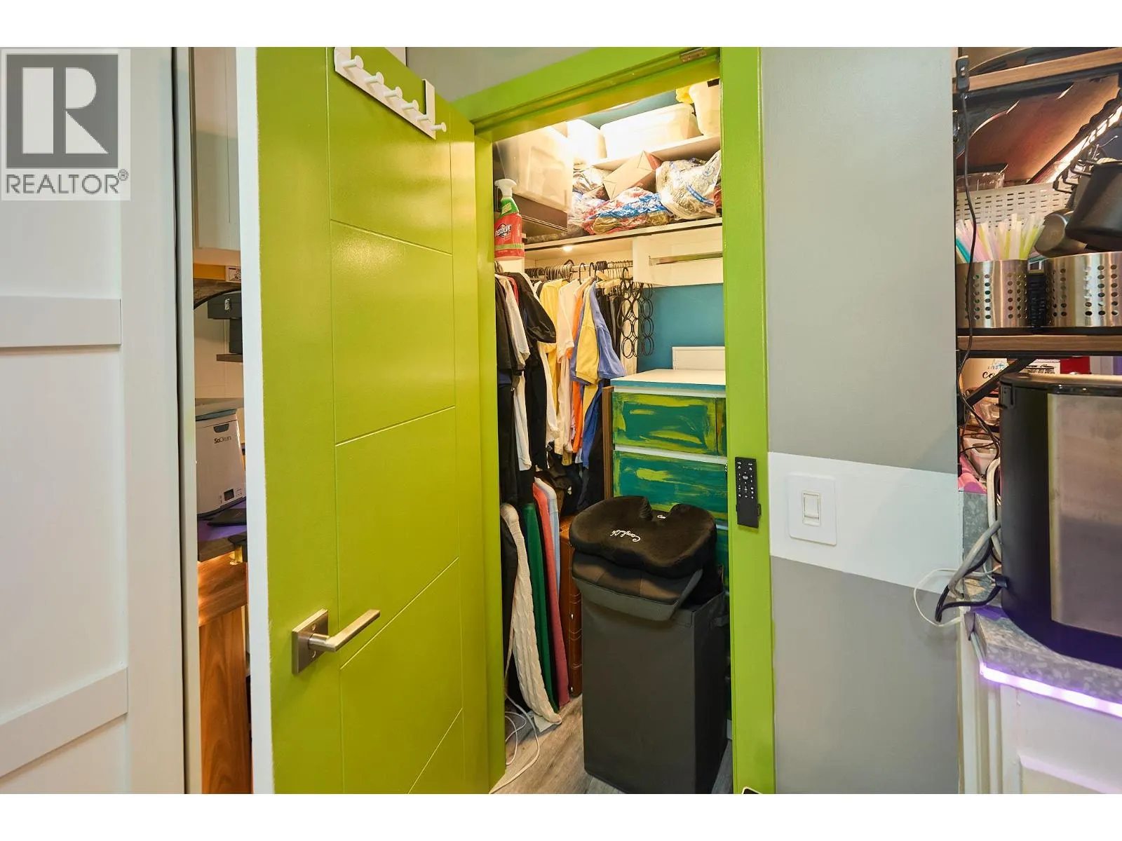 651 DUNES Drive Unit# 207