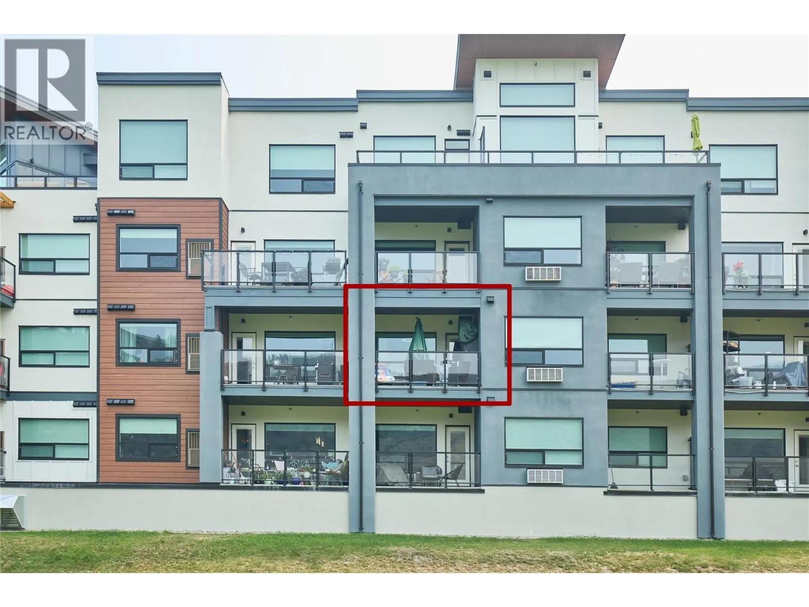651 DUNES Drive Unit# 207