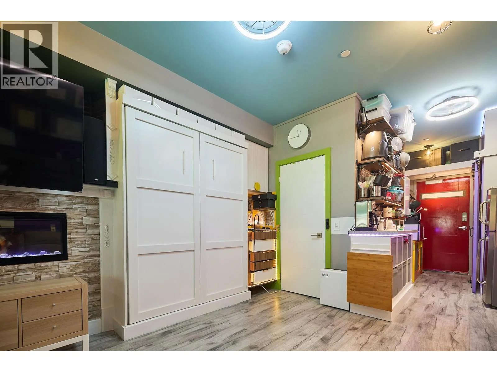 651 DUNES Drive Unit# 207
