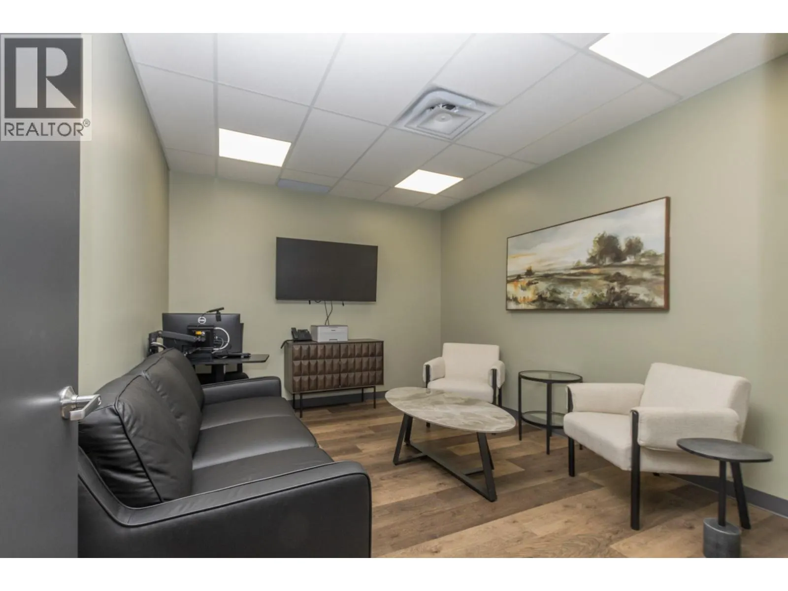 380 Alexander Street NE