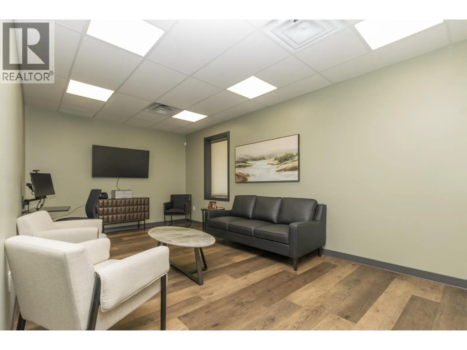 380 Alexander Street NE