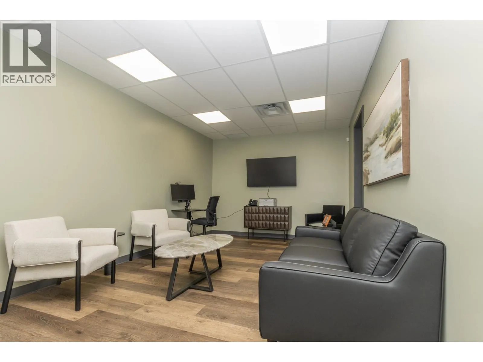 380 Alexander Street NE