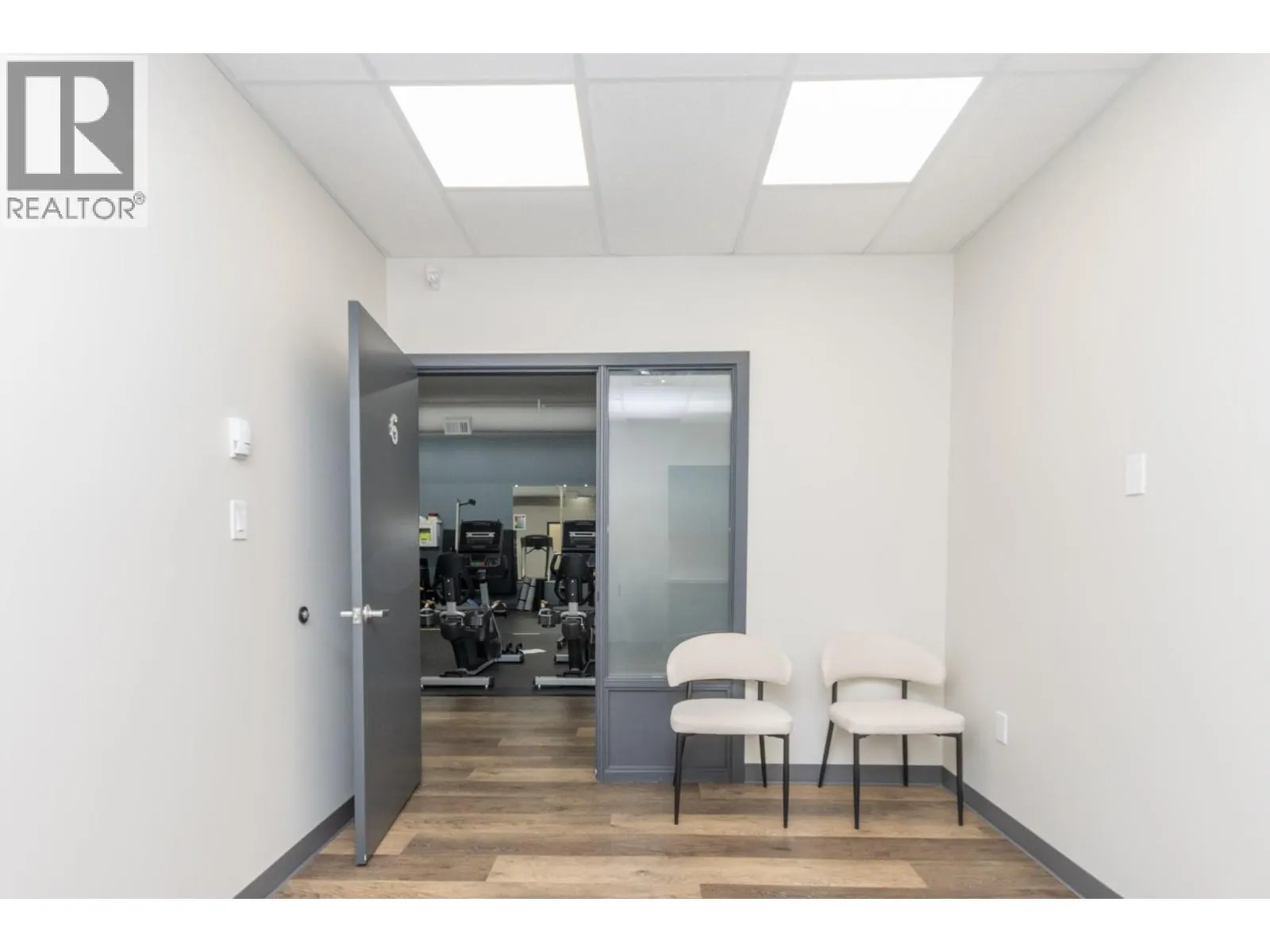 380 Alexander Street NE