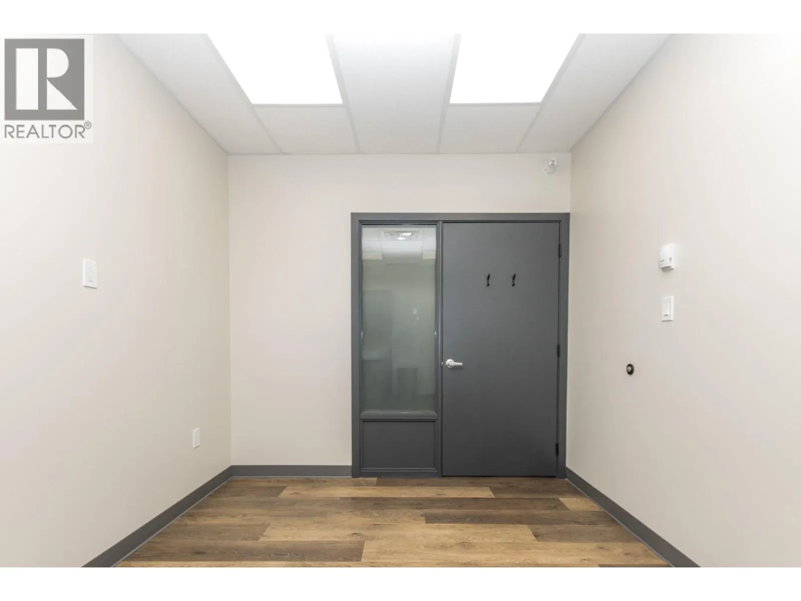 380 Alexander Street NE