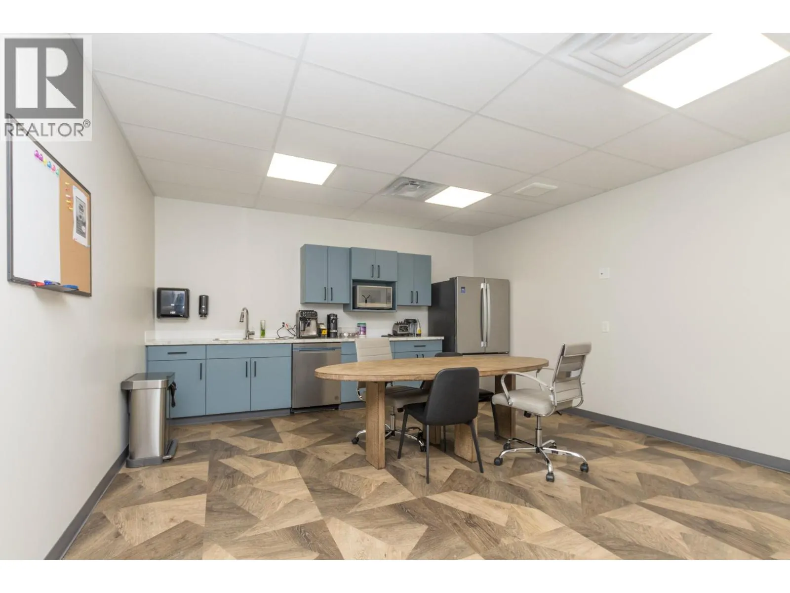 380 Alexander Street NE