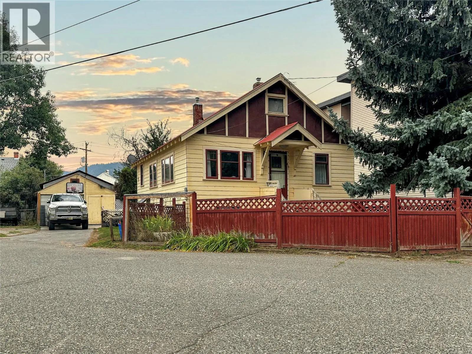 60 Angela Avenue