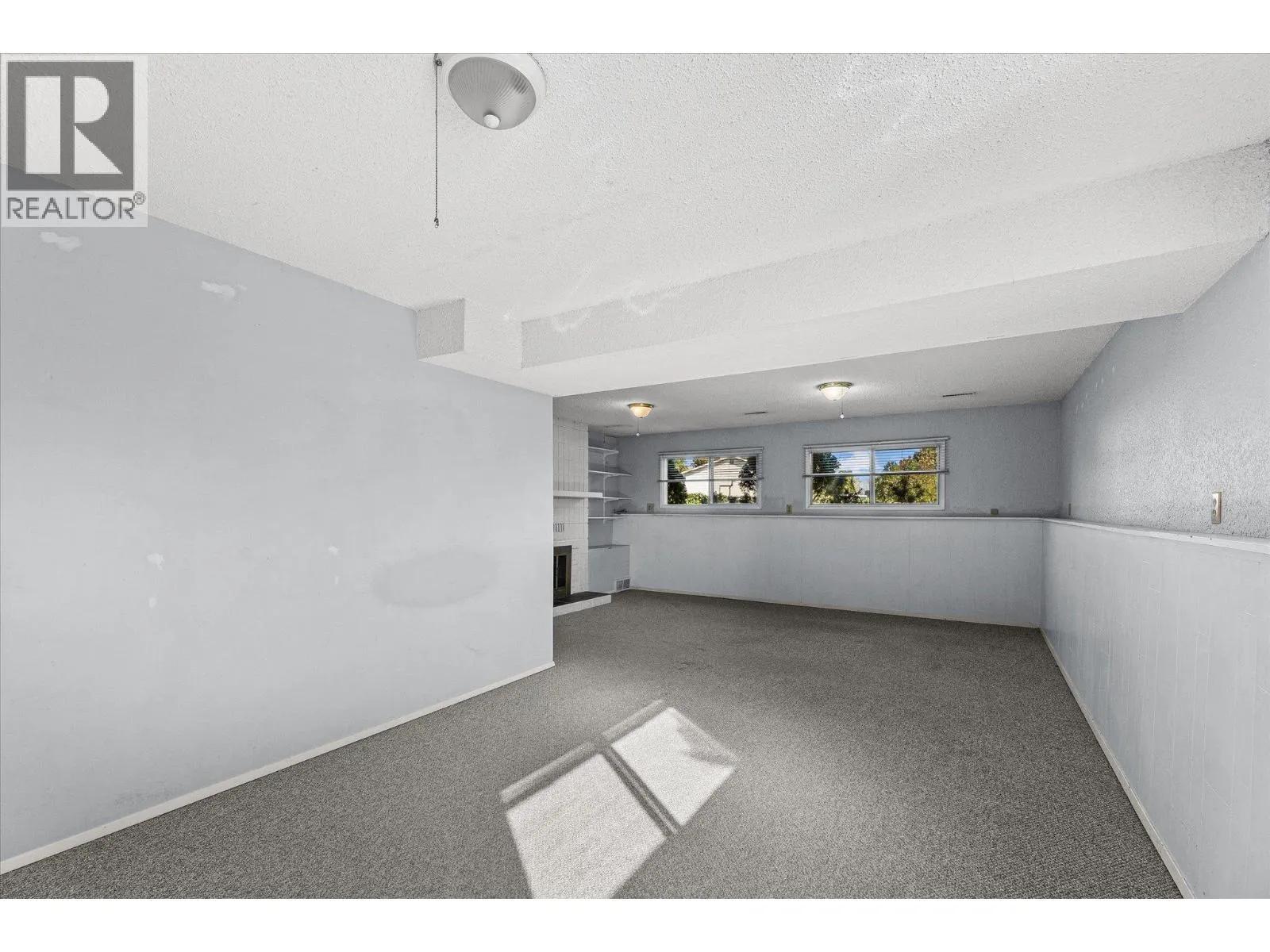 3059 Janet Road