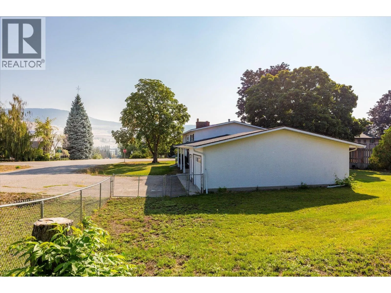3059 Janet Road