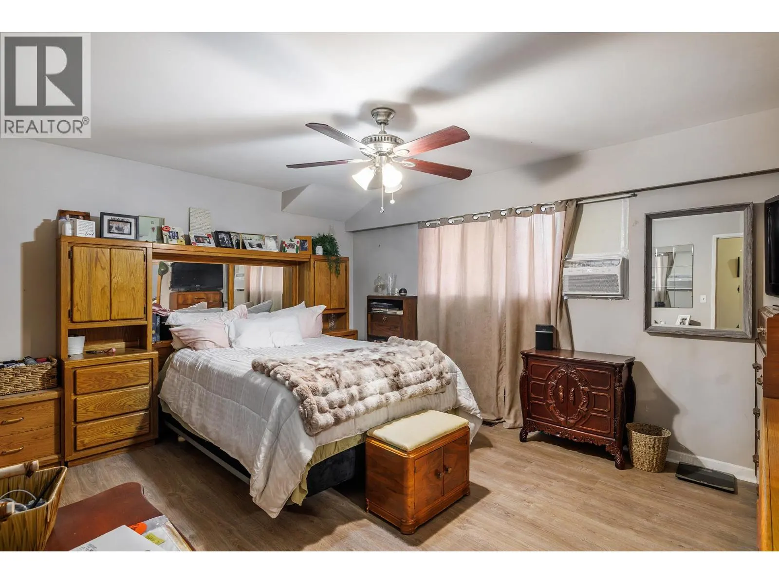 1211 Centennial Crescent