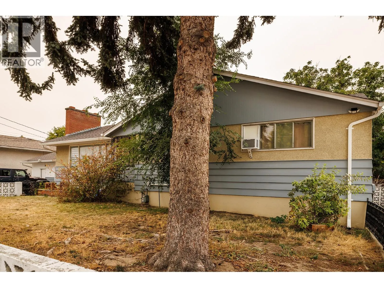1211 Centennial Crescent